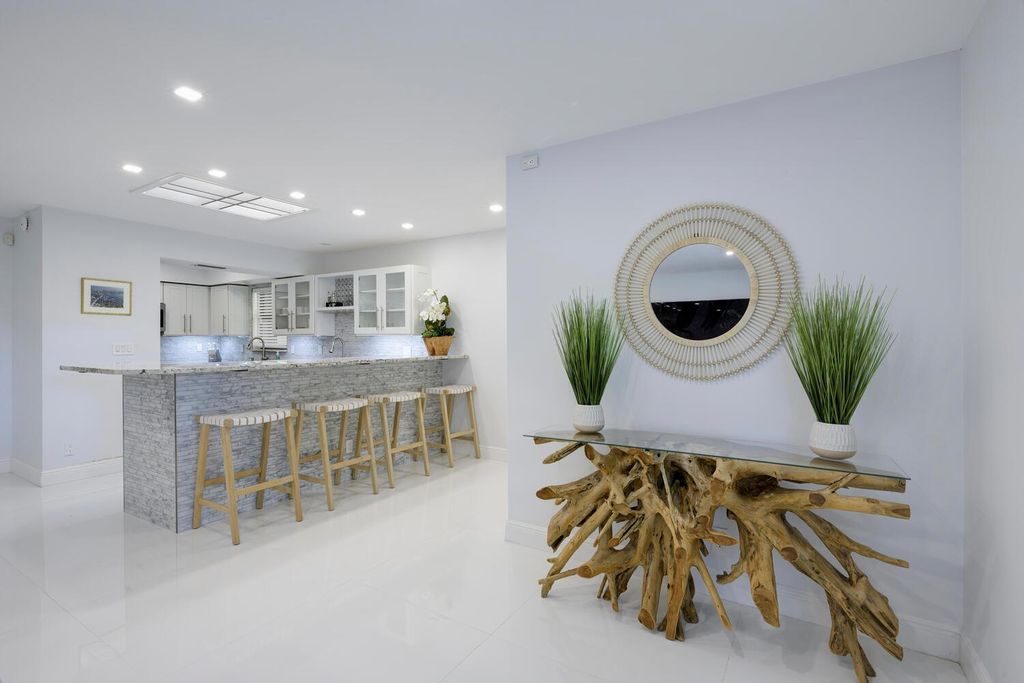 Photo of 11335 Twelve Oaks Way, North Palm Beach, FL 33408 (MLS # R10970058)