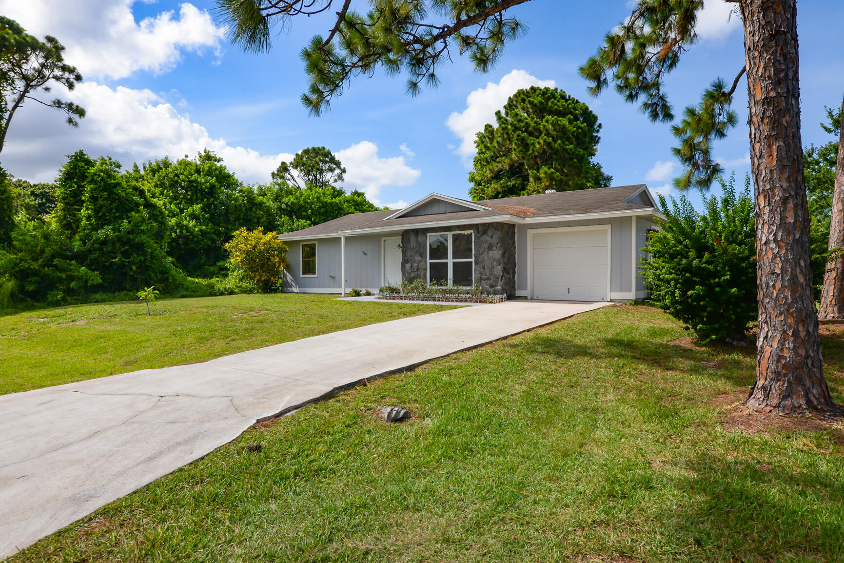 PORT ST LUCIE SECTION 16 - Residential