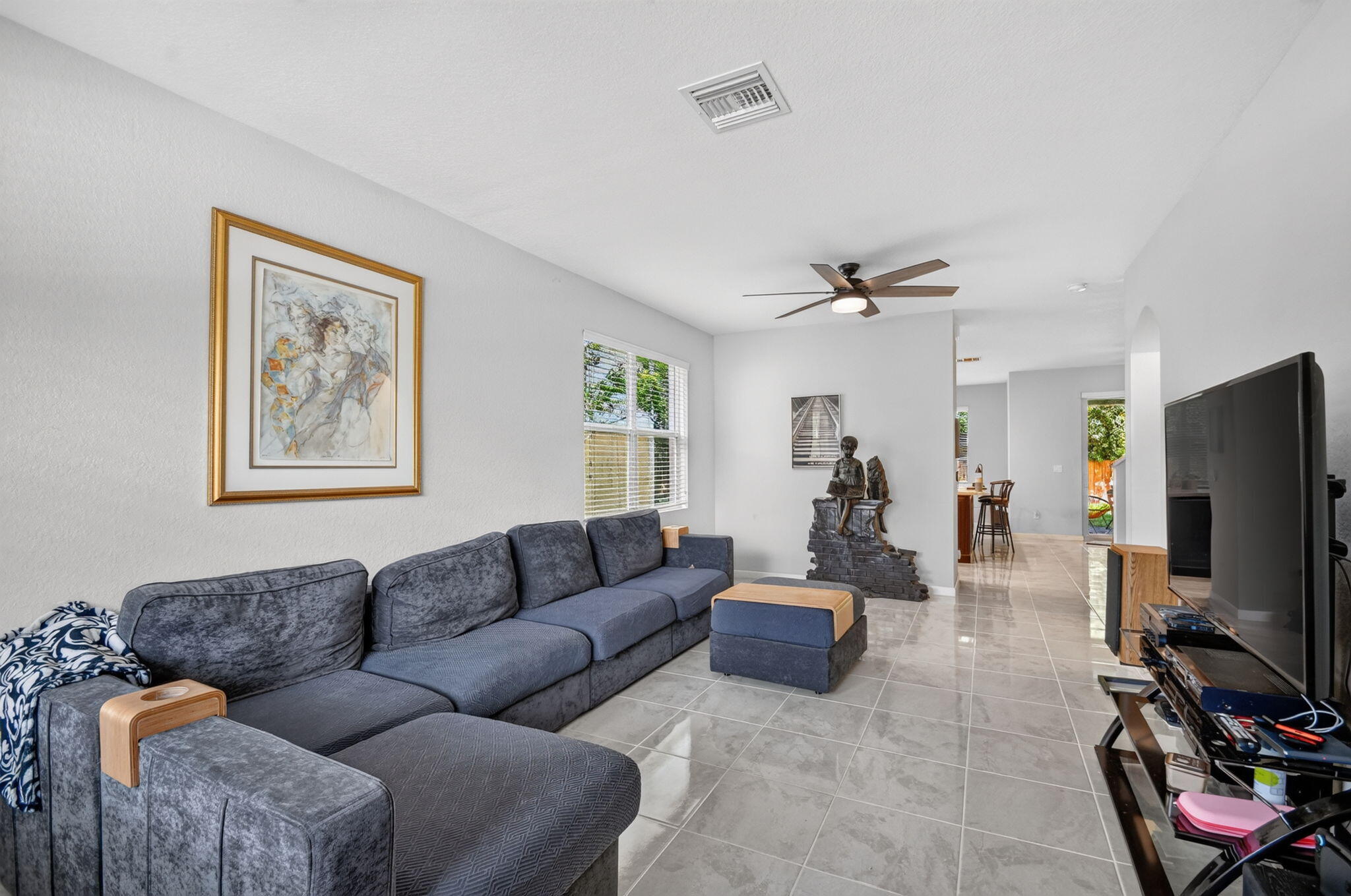 Properties 5667 Caranday Palm Drive