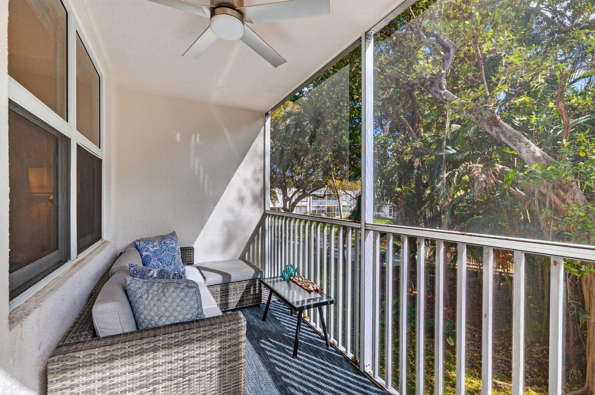 KINGS PARK GARDEN APTS CONDO - Residential