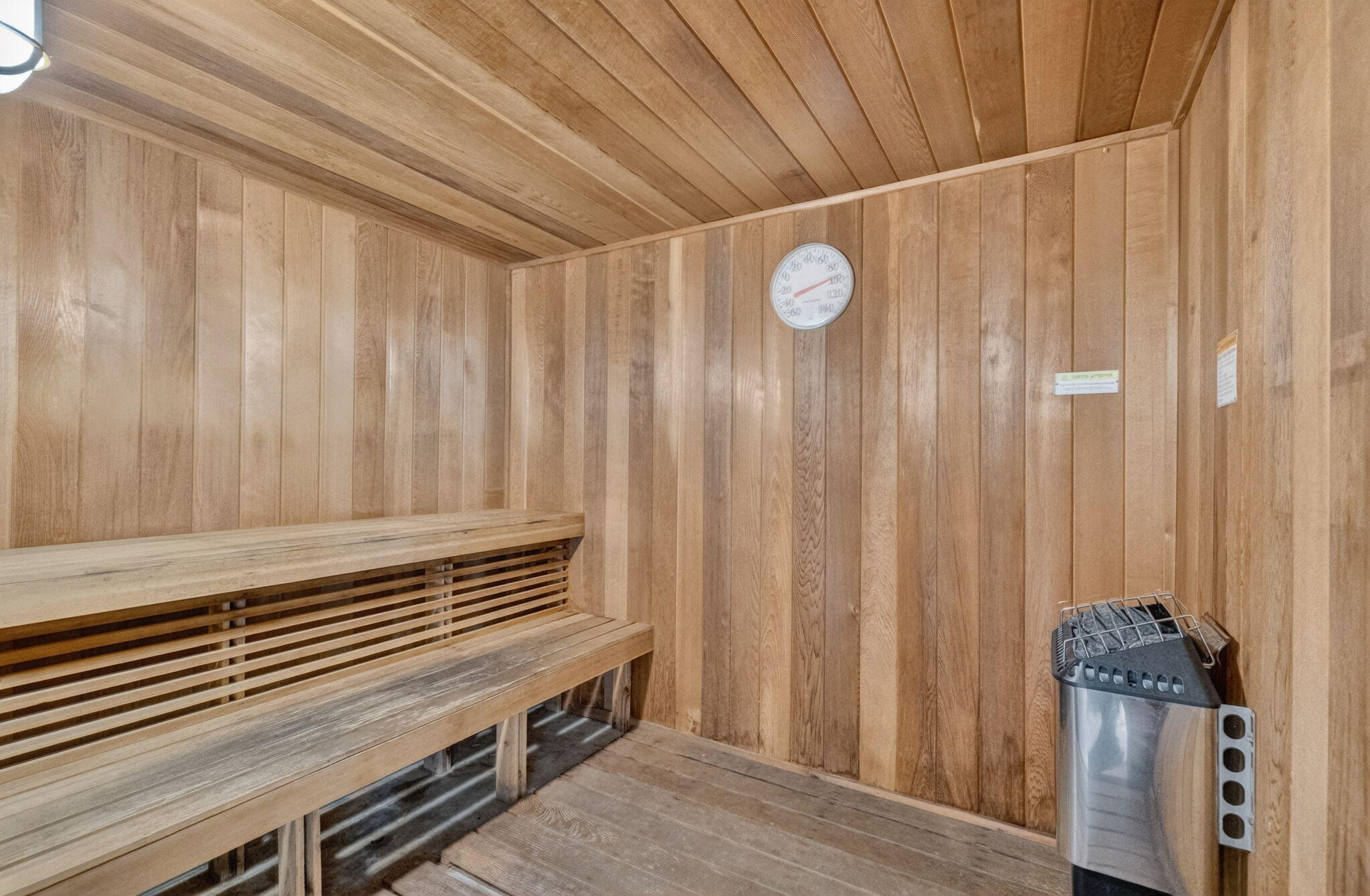 KINGS PARK GARDEN APTS CONDO - Residential