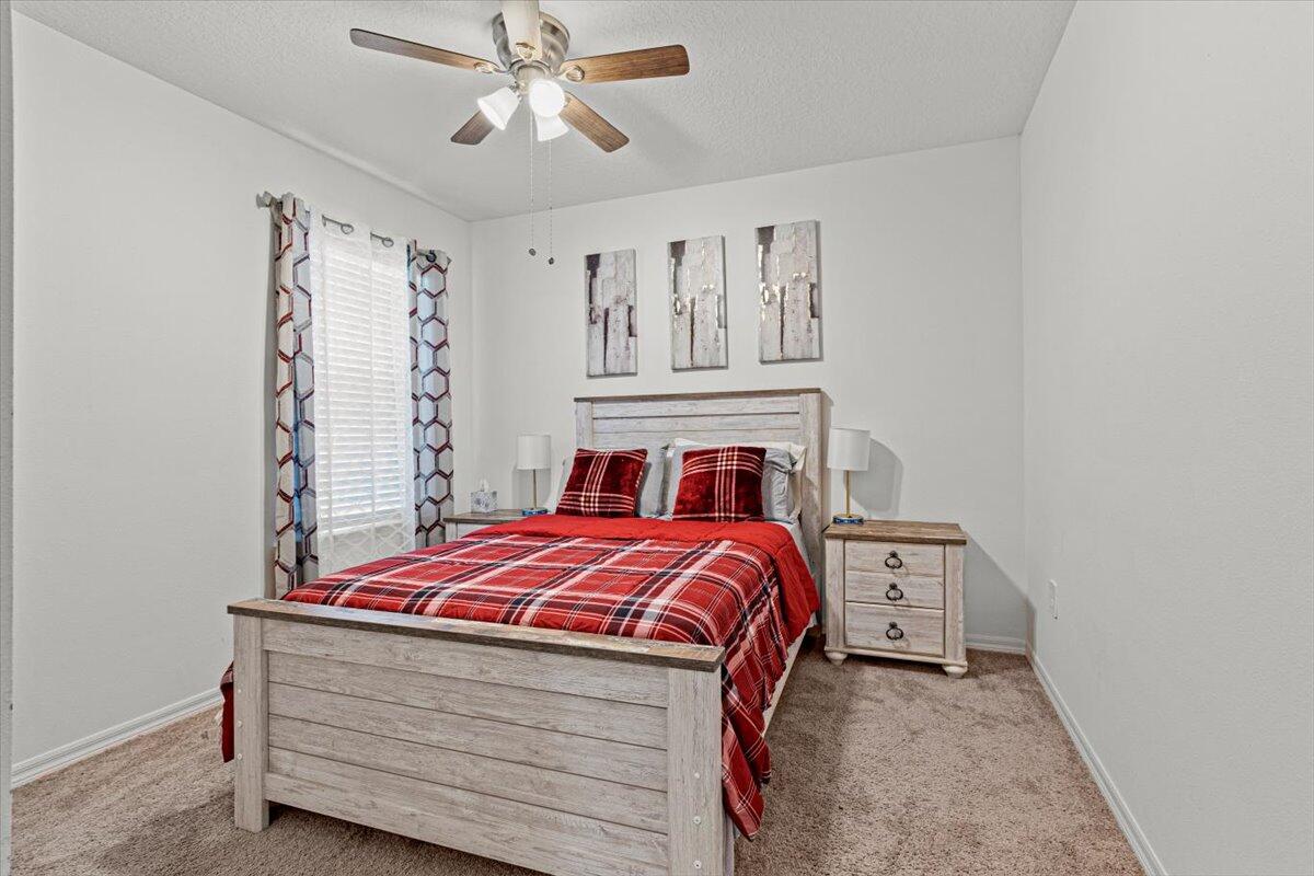 PORT ST LUCIE SECTION 26 - Residential Lease