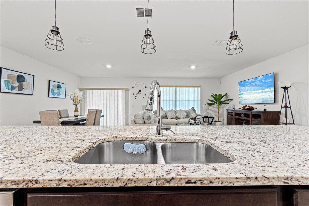 PORT ST LUCIE SECTION 26 - Residential Lease