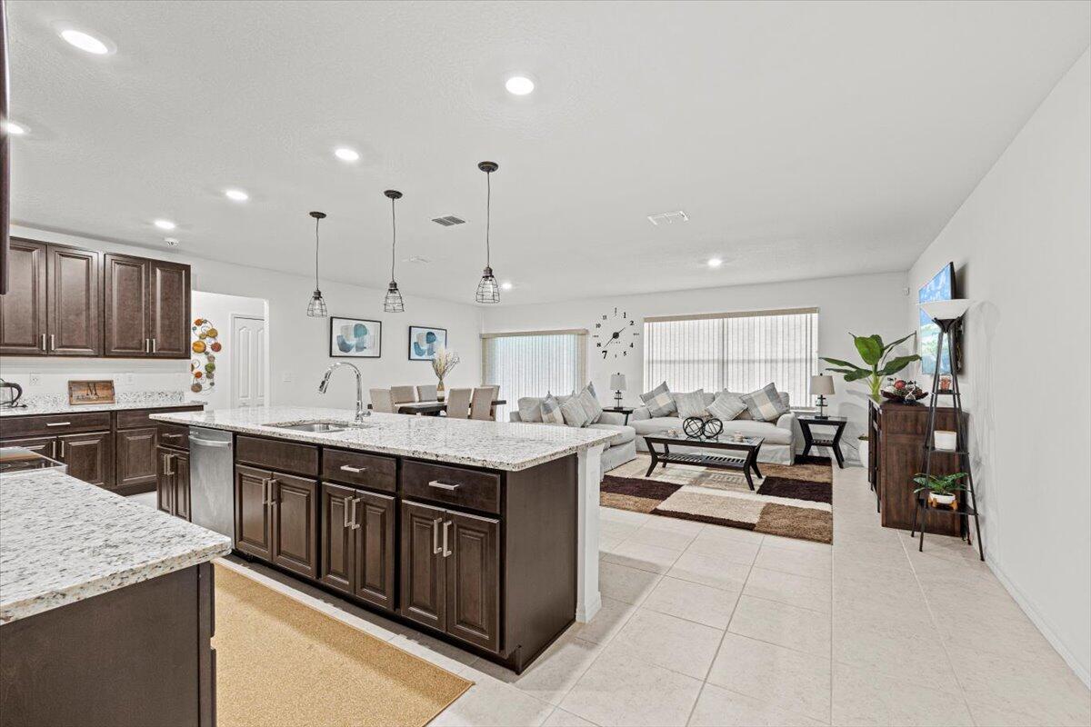 PORT ST LUCIE SECTION 26 - Residential Lease