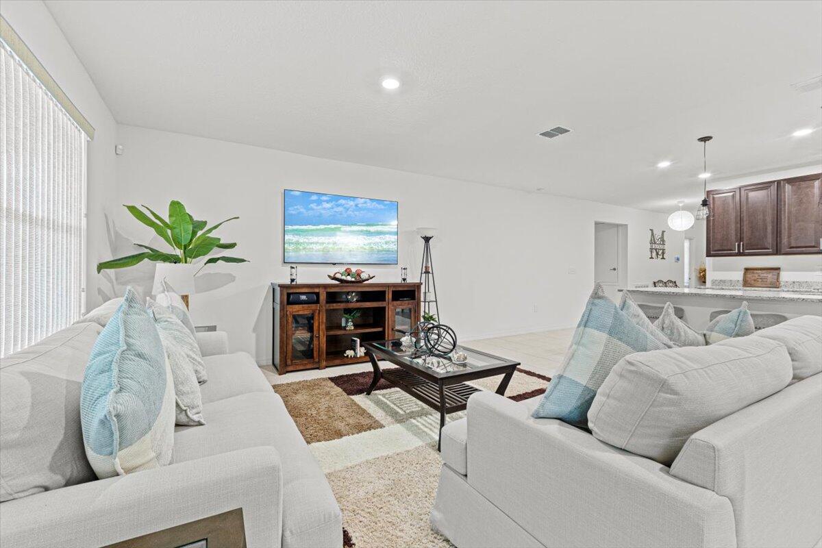 PORT ST LUCIE SECTION 26 - Residential Lease