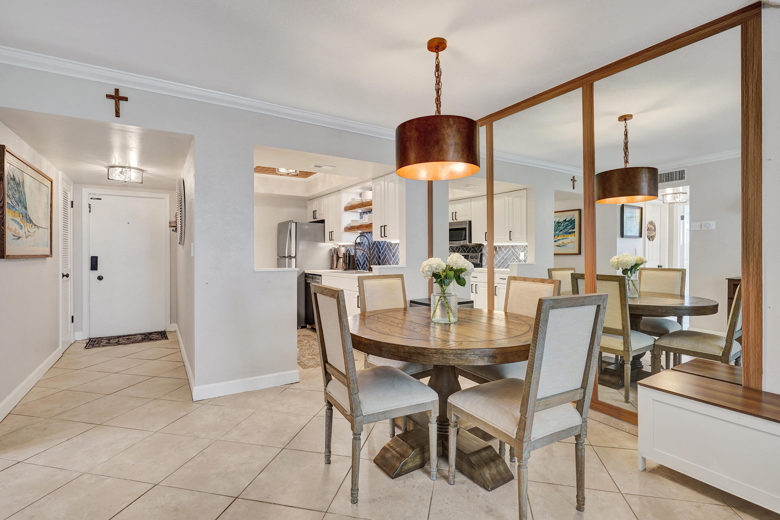 VILLA LAGO CONDO APTS - Residential