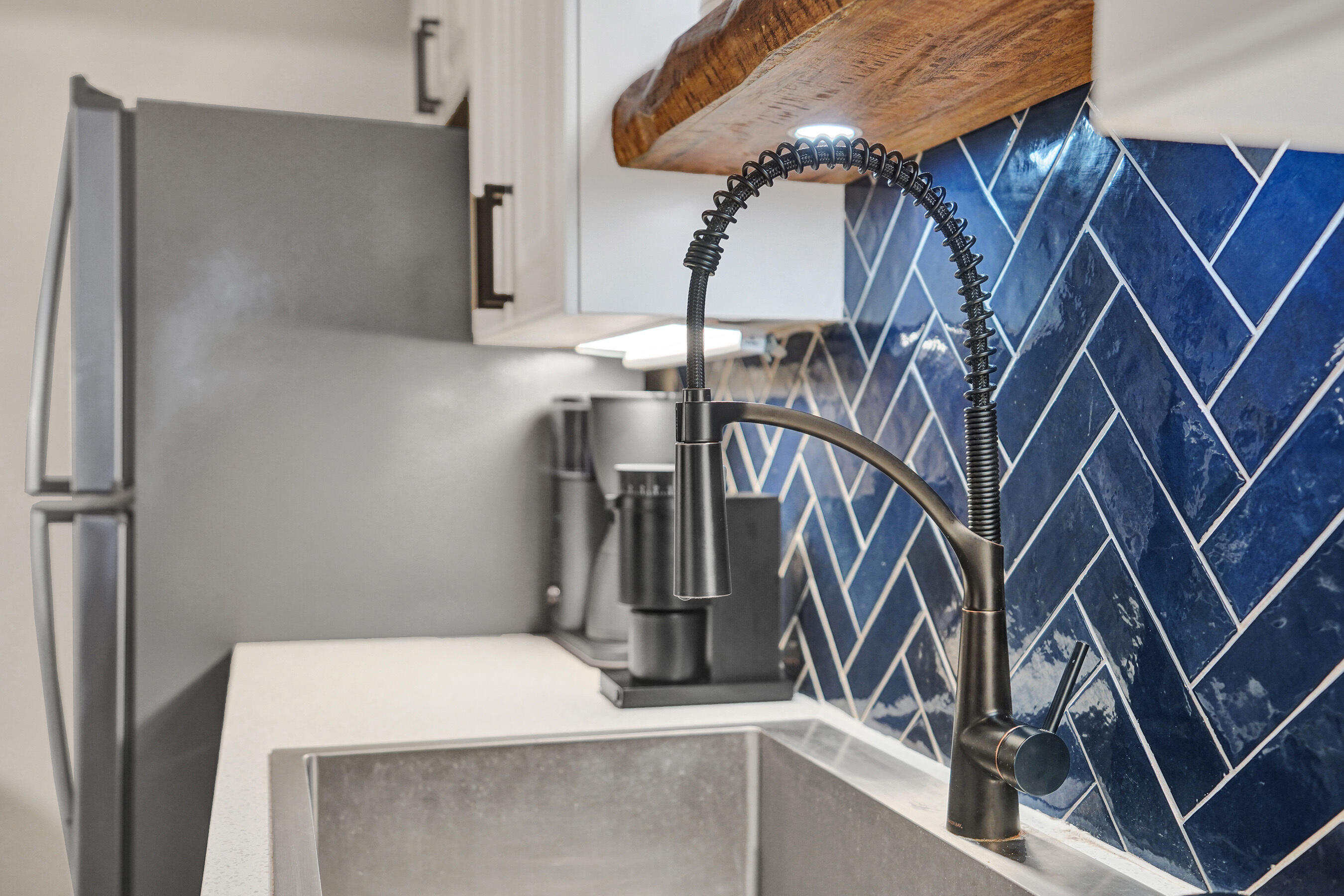 VILLA LAGO CONDO APTS - Residential