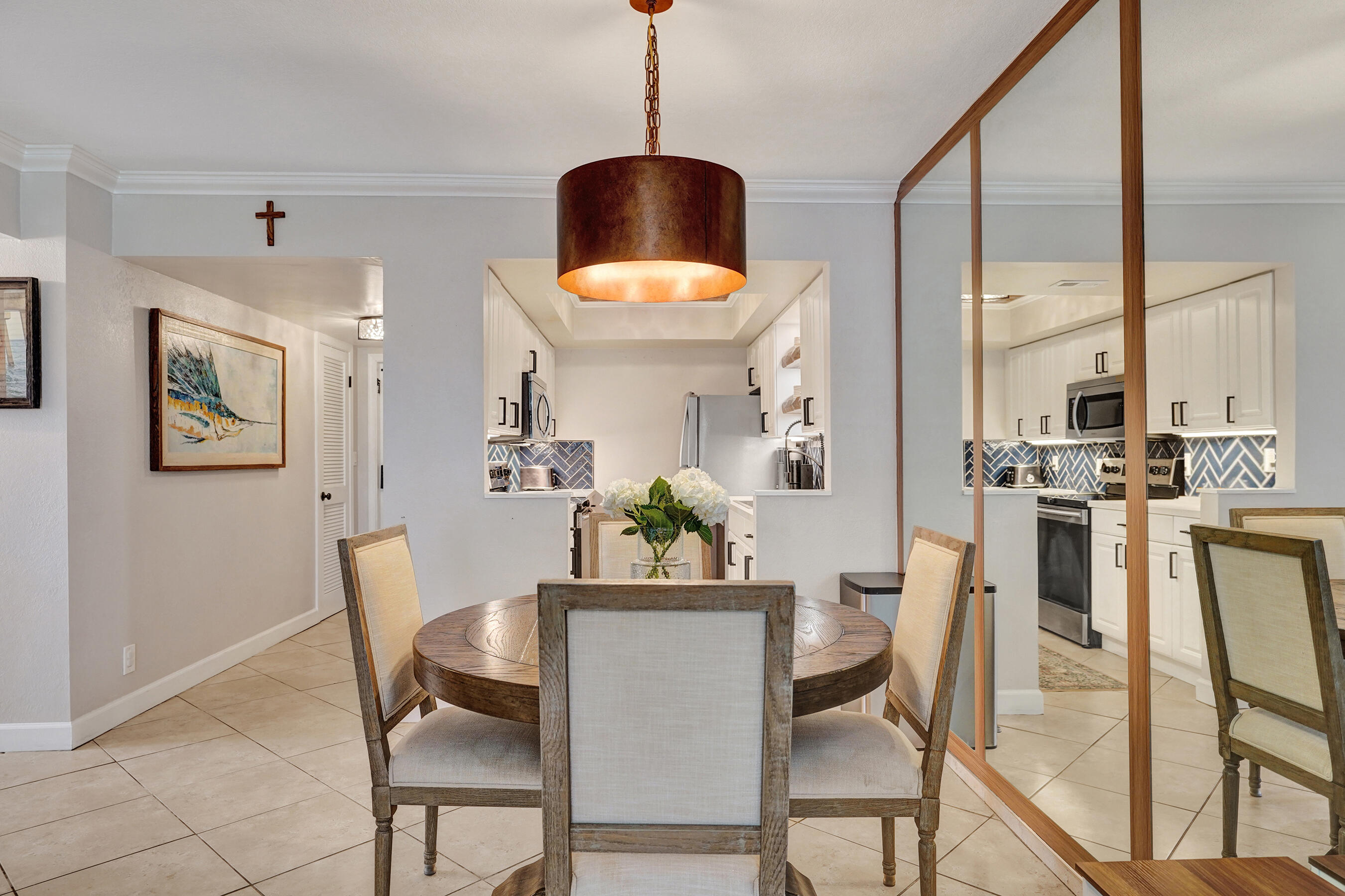 VILLA LAGO CONDO APTS - Residential