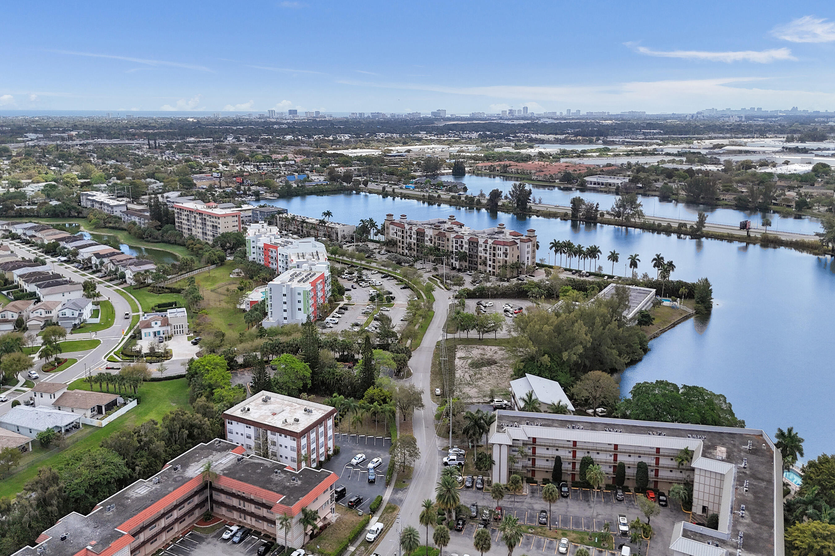 VILLA LAGO CONDO APTS - Residential