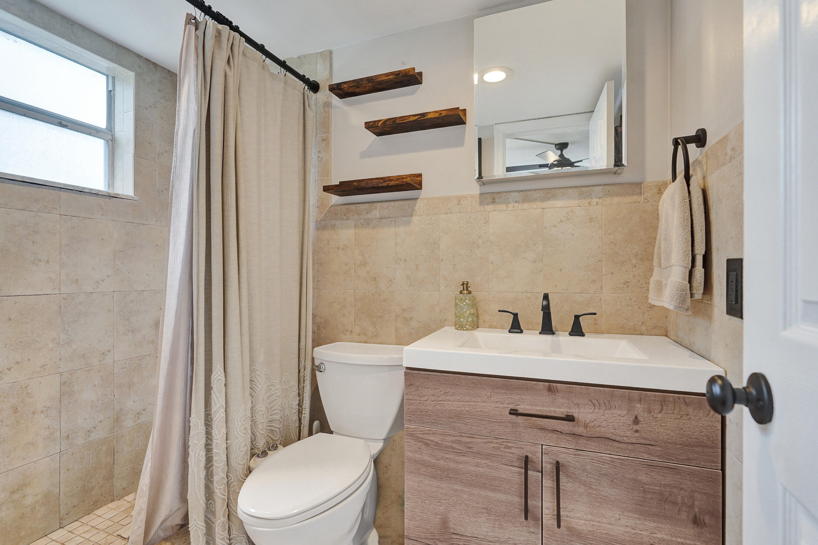 VILLA LAGO CONDO APTS - Residential