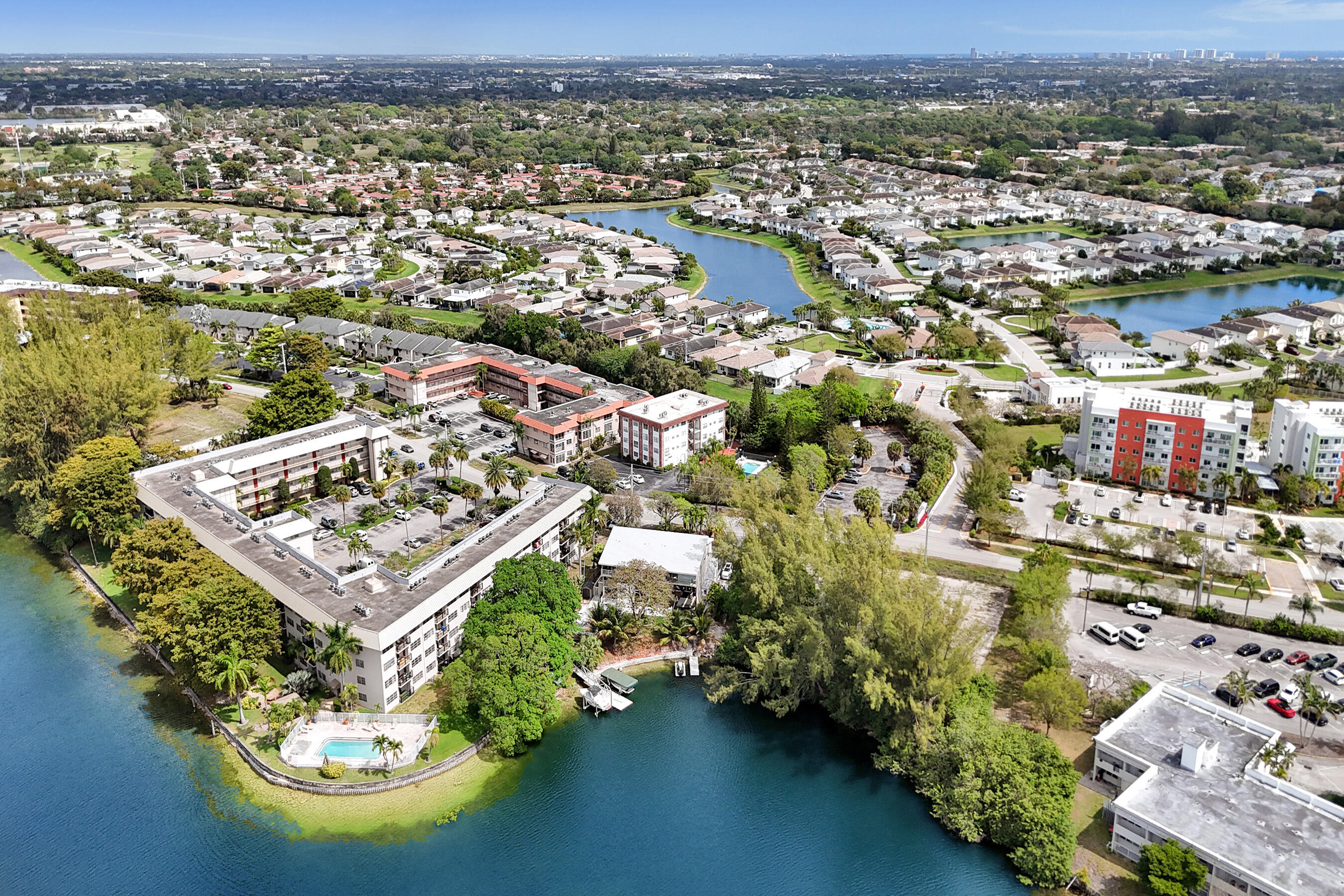 VILLA LAGO CONDO APTS - Residential