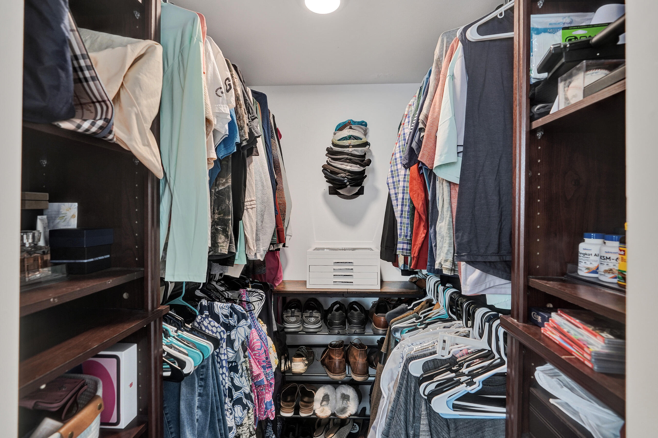 VILLA LAGO CONDO APTS - Residential