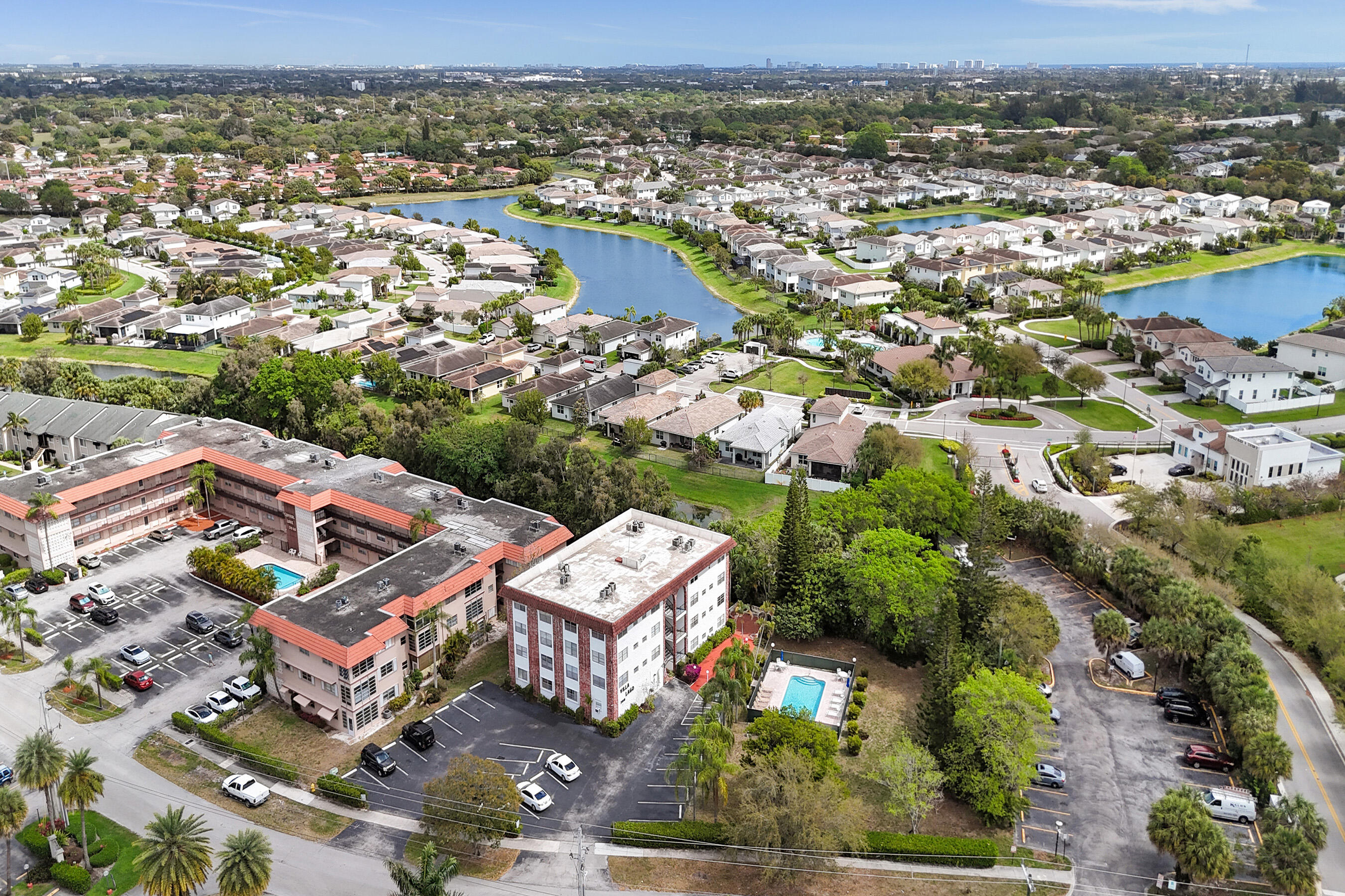 VILLA LAGO CONDO APTS - Residential