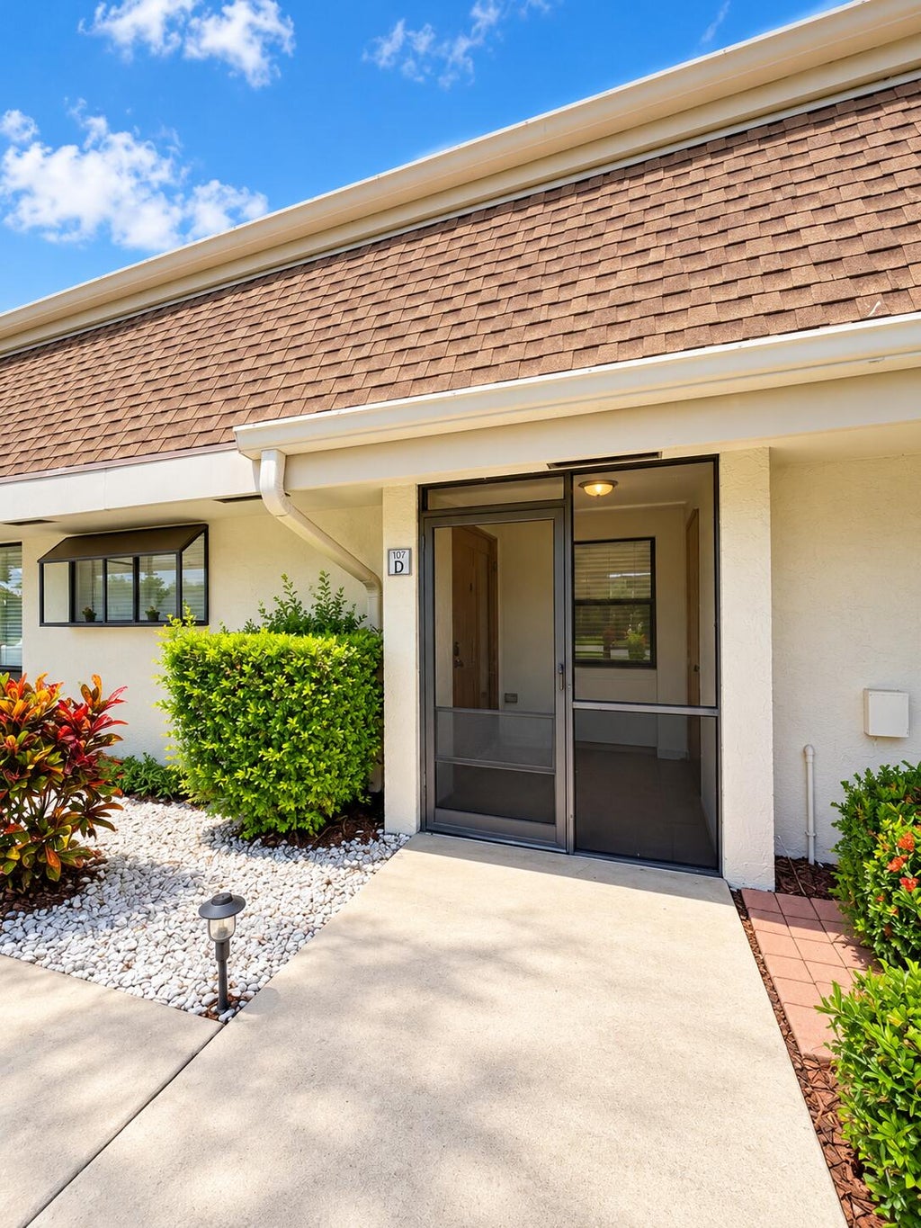 Photo of 107 HALF MOON Circle #D, Jupiter, FL 33458 (MLS # B26076194)