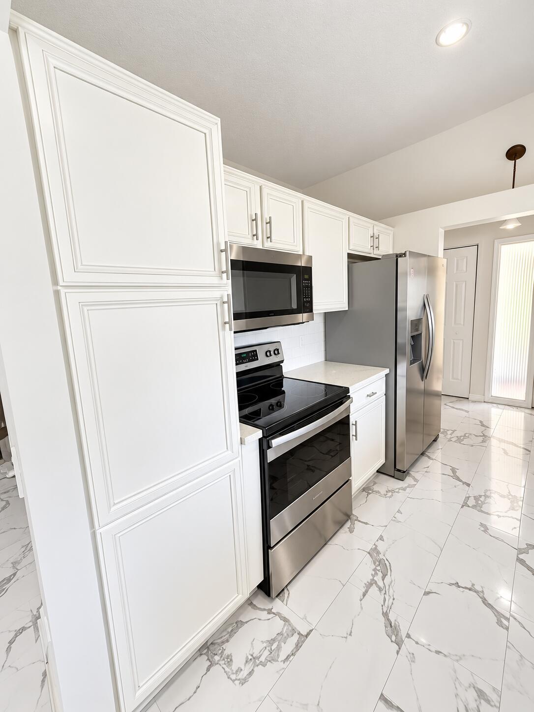 107 HALF MOON Circle D