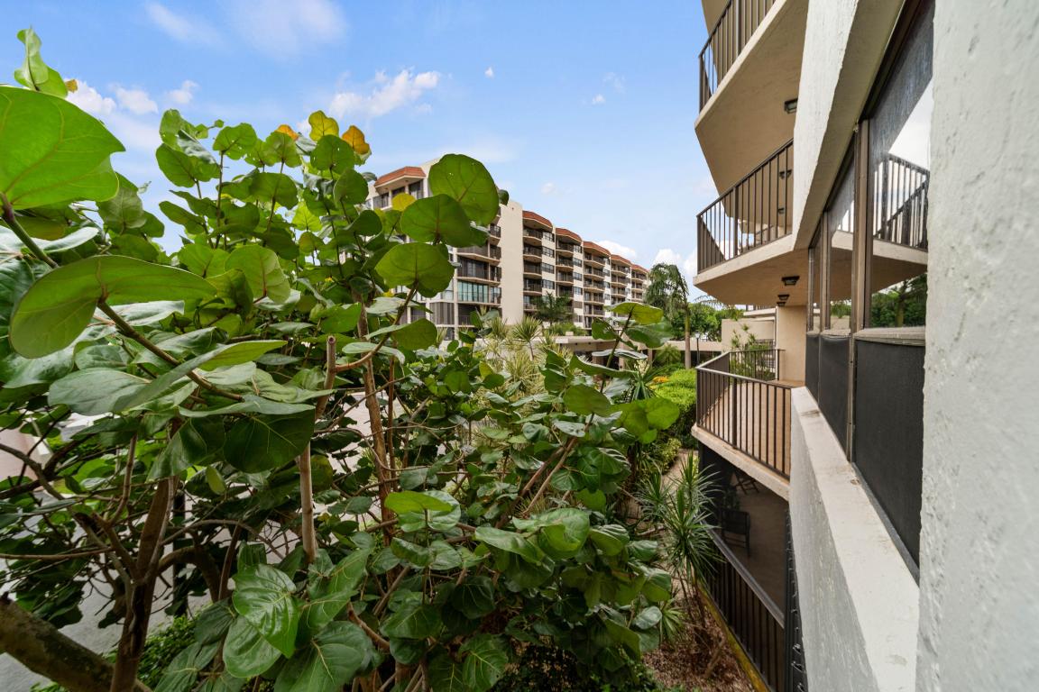 PORTA BELLA EAST AND PORTA BELLA SOUTHWEST CONDO A - Residential Lease