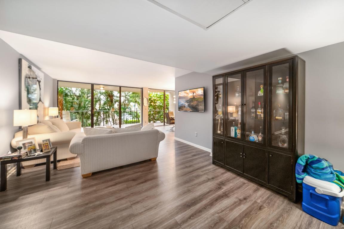 PORTA BELLA EAST AND PORTA BELLA SOUTHWEST CONDO A - Residential Lease