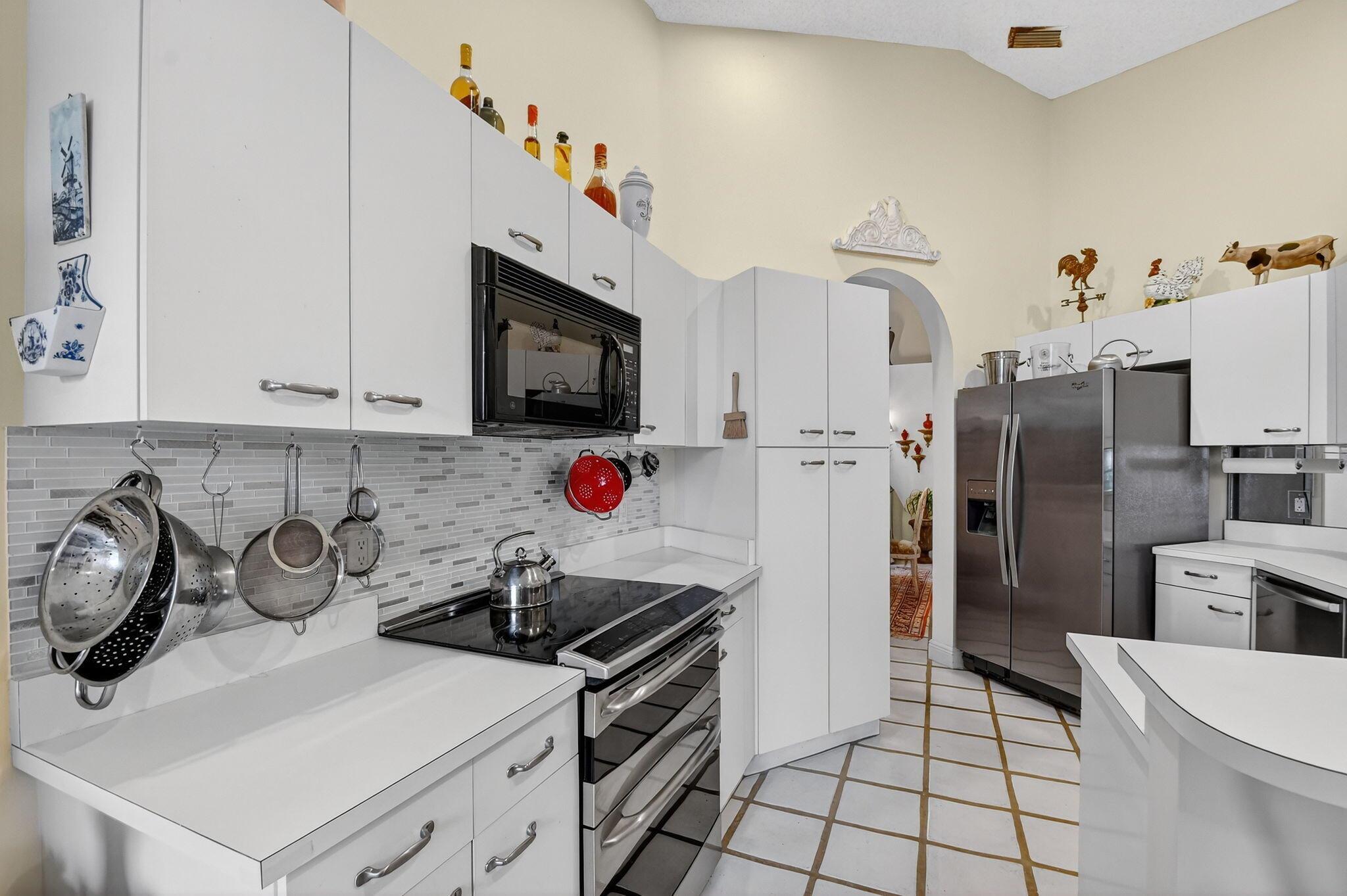 PIPERS GLEN A-3 - Residential