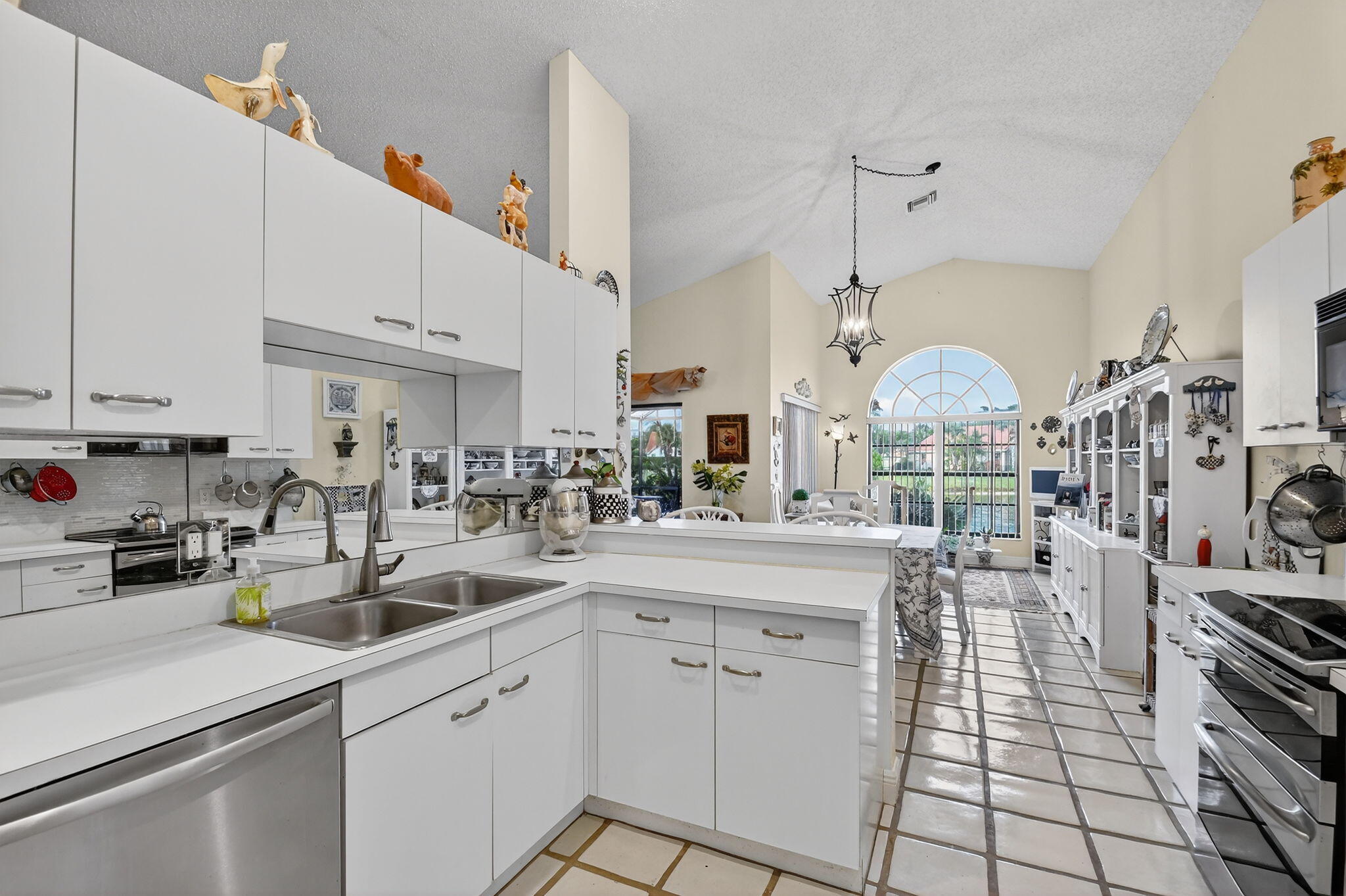 PIPERS GLEN A-3 - Residential