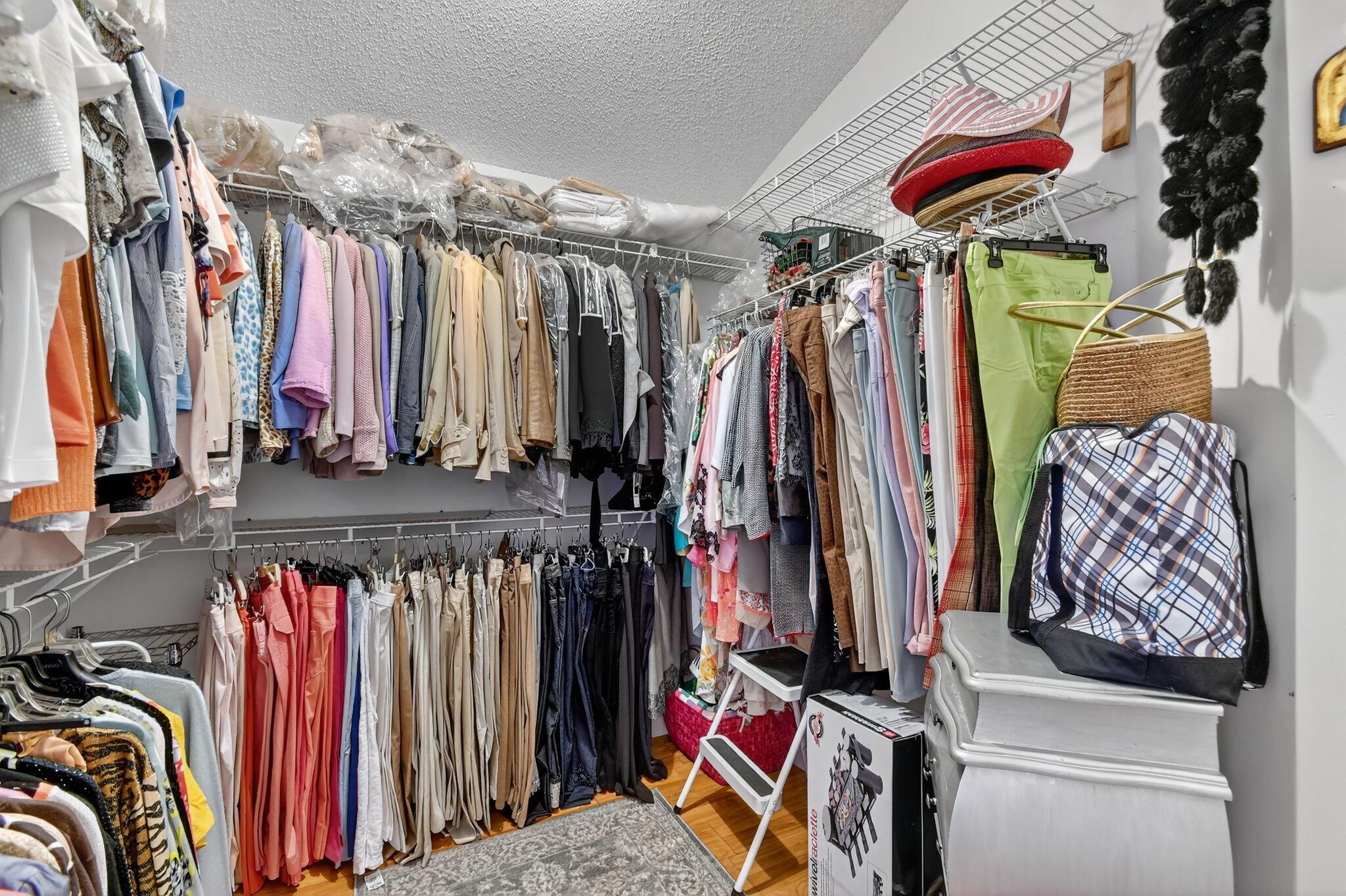 PIPERS GLEN A-3 - Residential