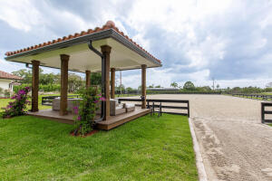 SADDLE TRAIL PARK OF WELLINGTON - Residential Lease