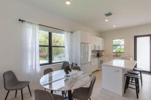 SADDLE TRAIL PARK OF WELLINGTON - Residential Lease