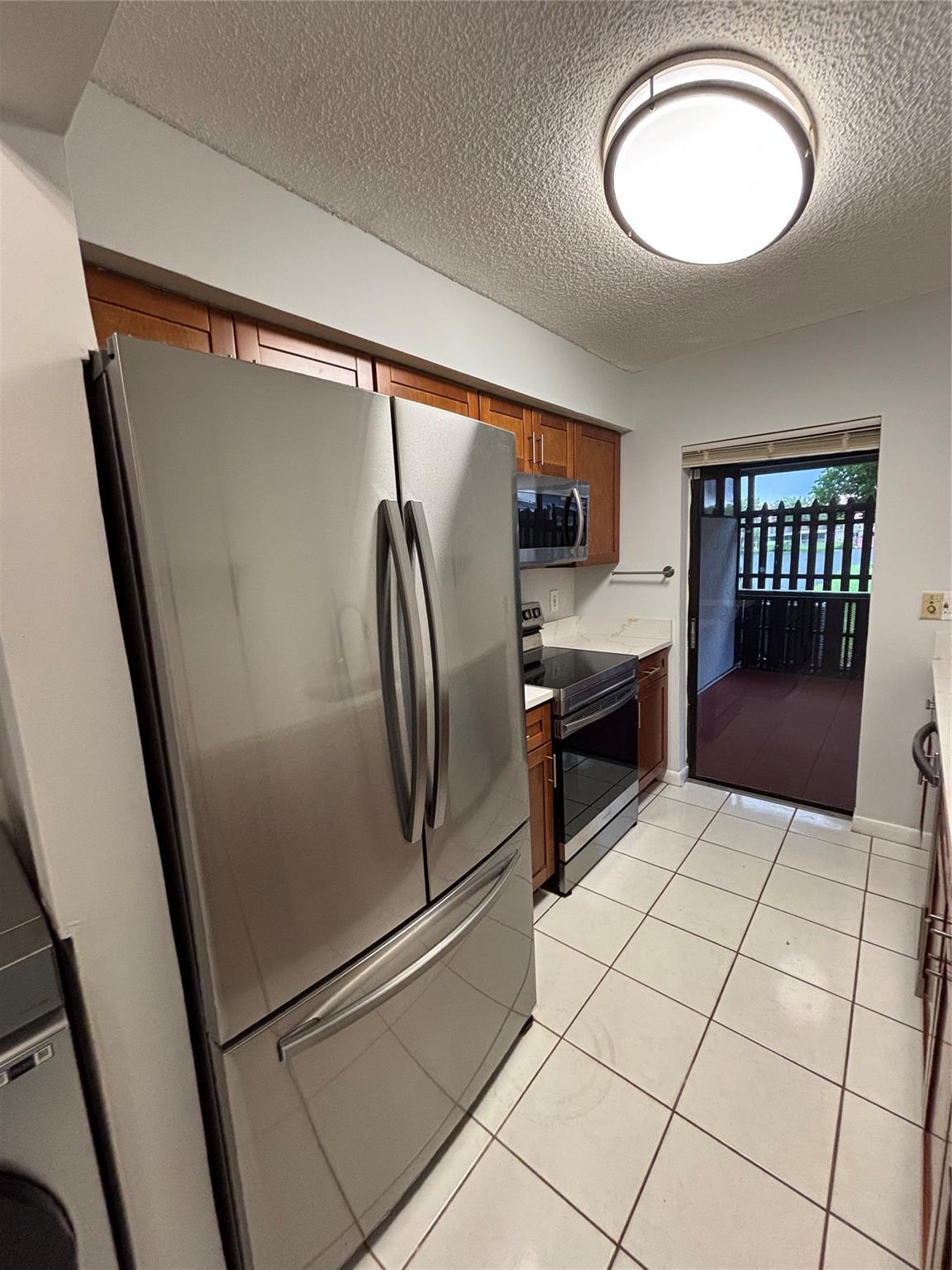 Woodscape Twnhms Condo - Residential Lease