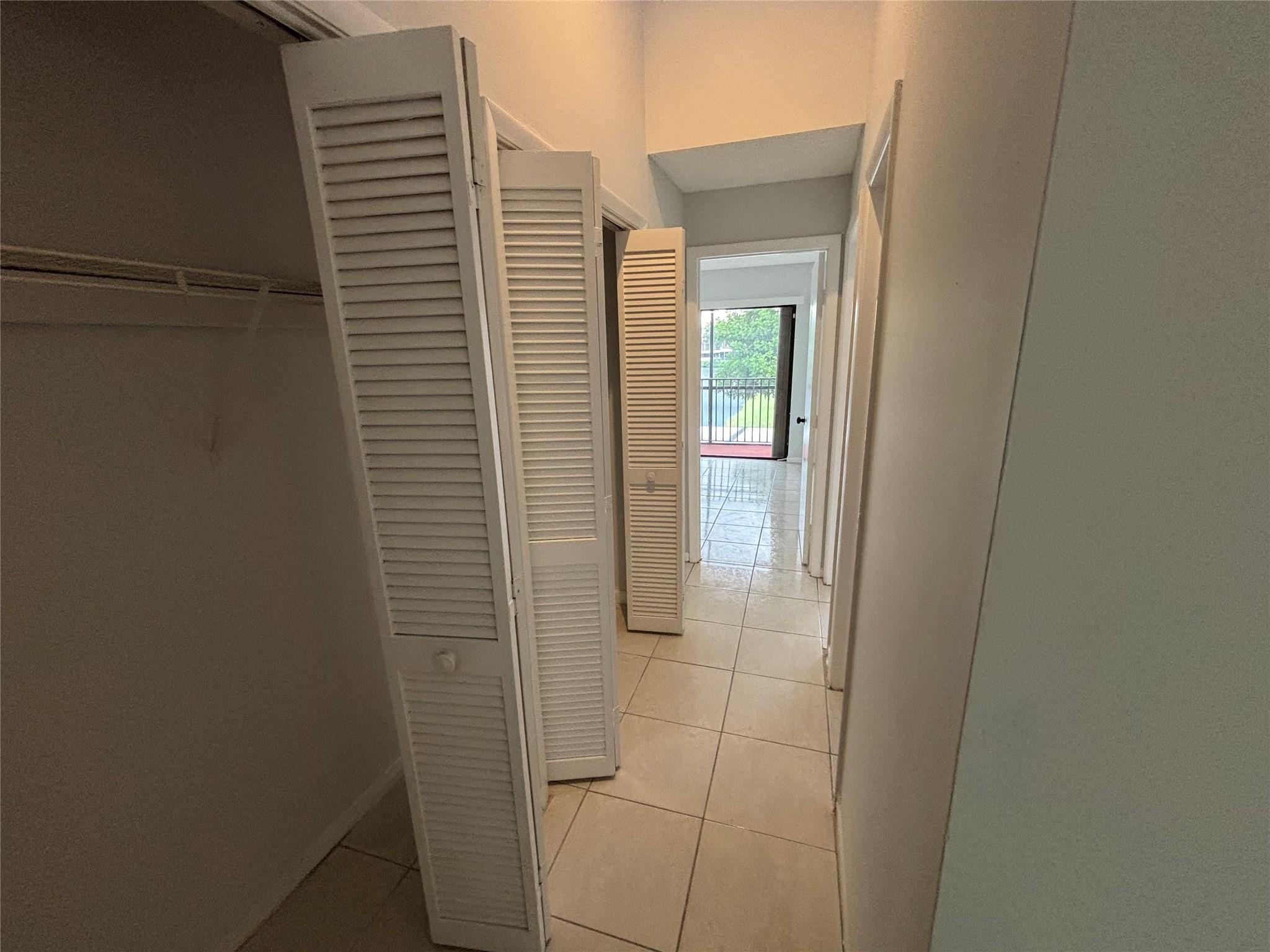Woodscape Twnhms Condo - Residential Lease