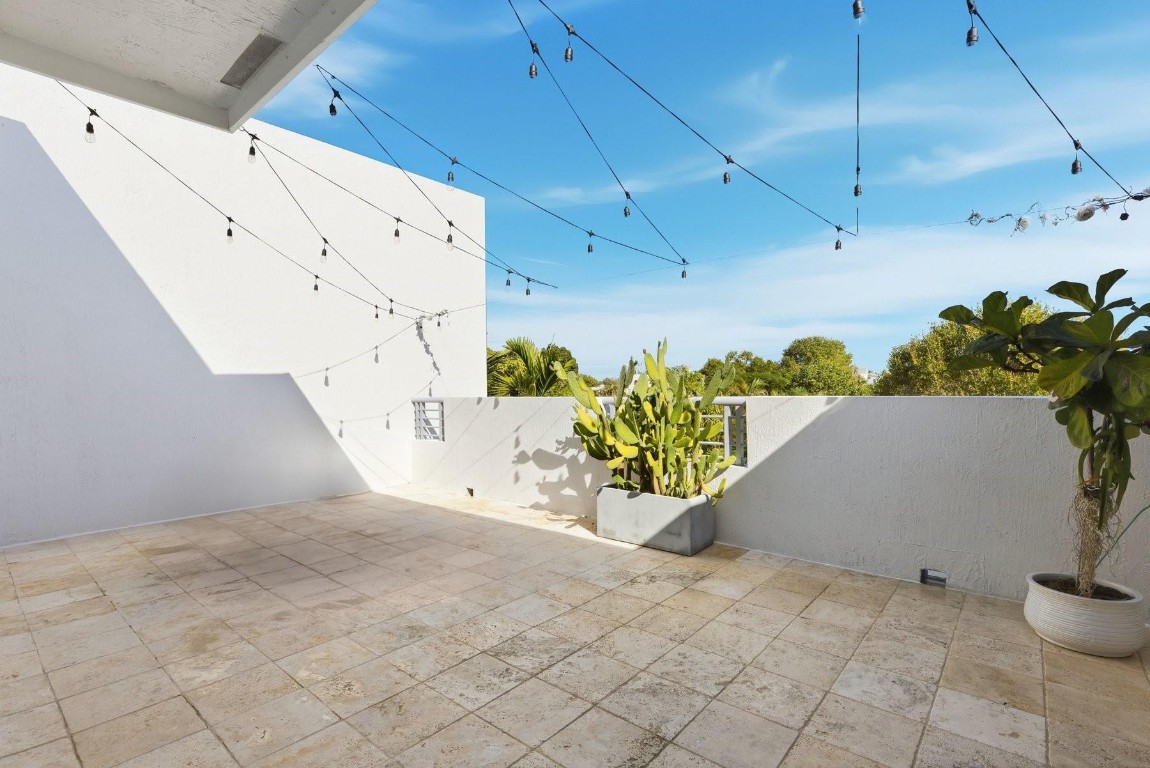 VICTORIA'S POINT - Residential