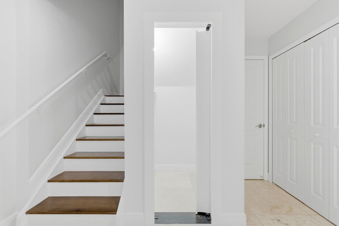 VICTORIA'S POINT - Residential