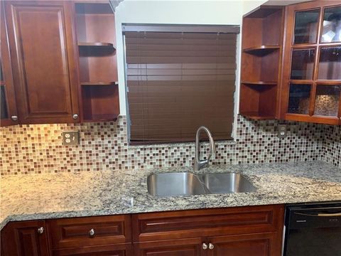 Tiny photo for 2830 Riverside Drive #102-a, Coral Springs, FL 33065 (MLS # F10542874)