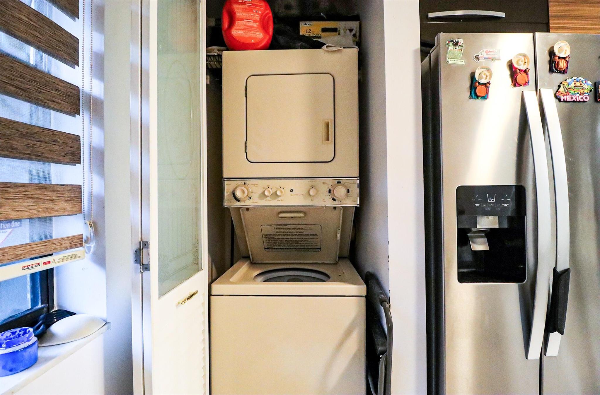 COLONY POINT - Residential