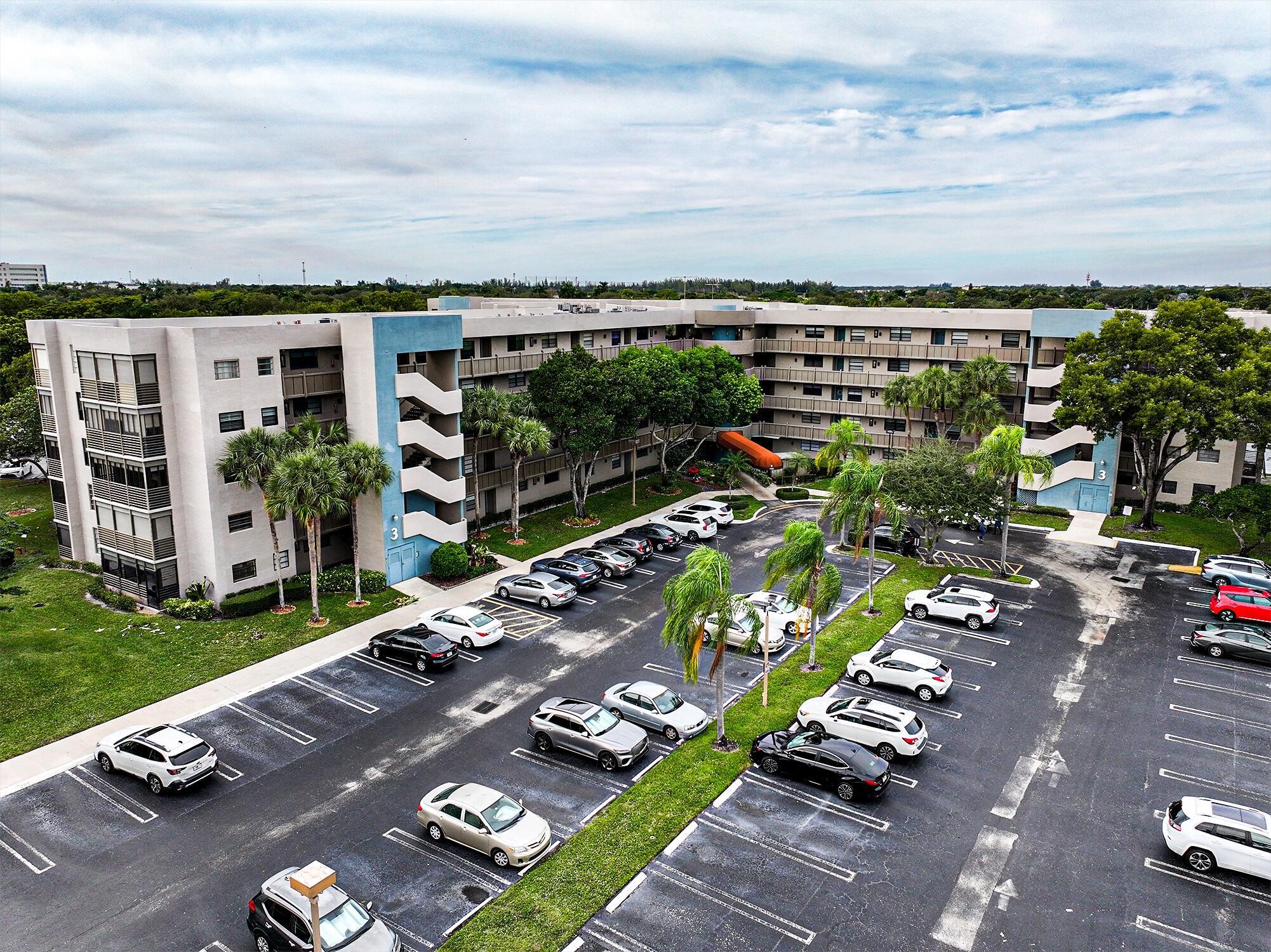 COLONY POINT - Residential