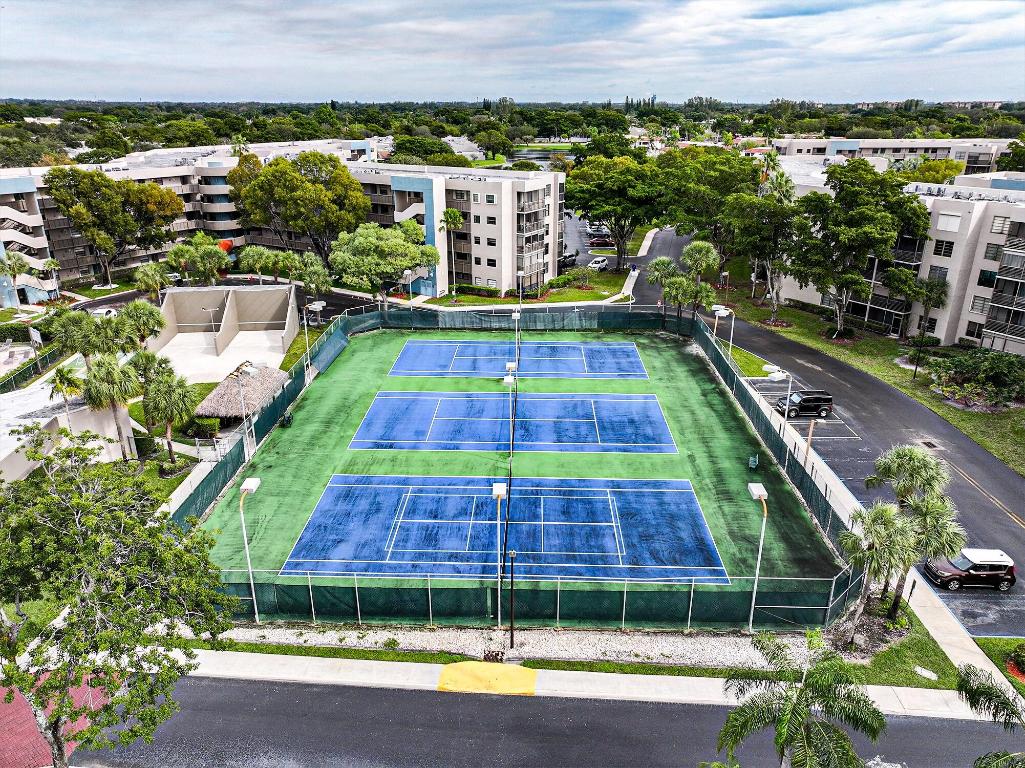 COLONY POINT - Residential