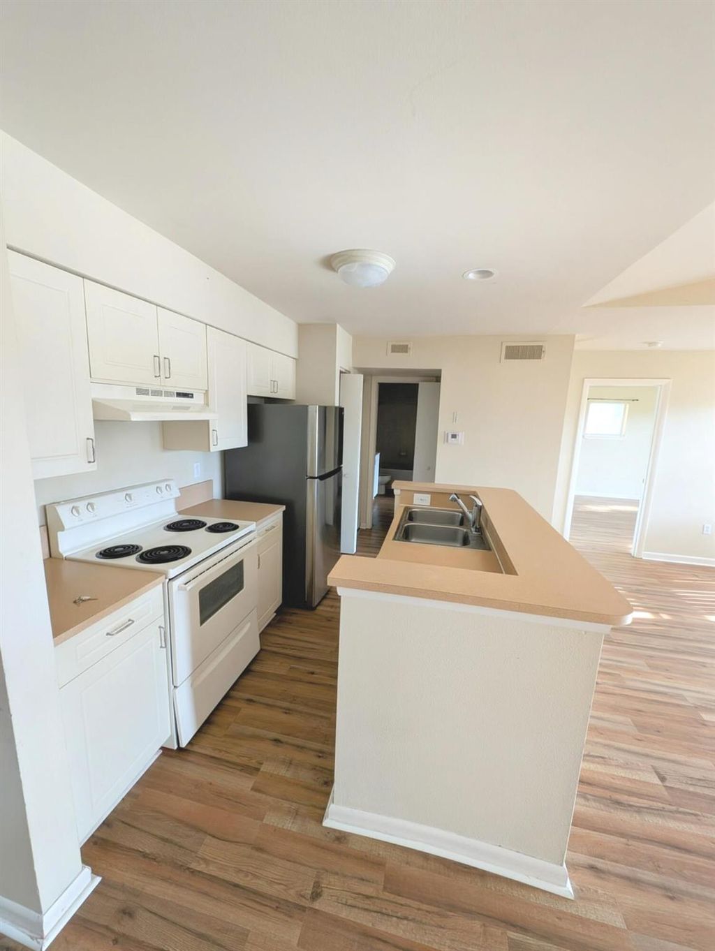 Photo of 4863 Via Palm Lakes #811, West Palm Beach, FL 33417 (MLS # R11146424)