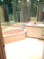 FOUNTAINS OF PALM BEACH CONDO 8 - Residential