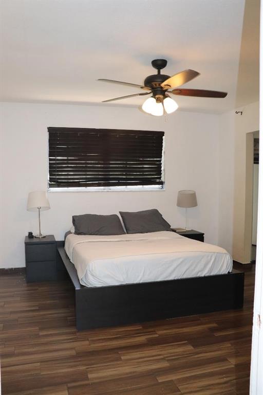 Hollywood Hills 6-22 B - Residential