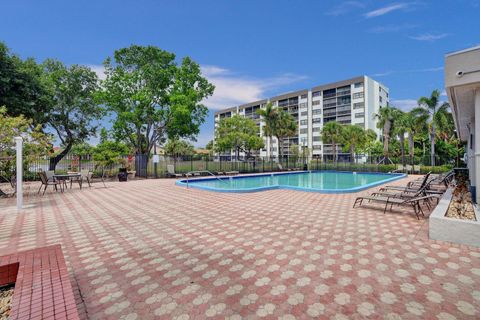 A home in Deerfield Beach