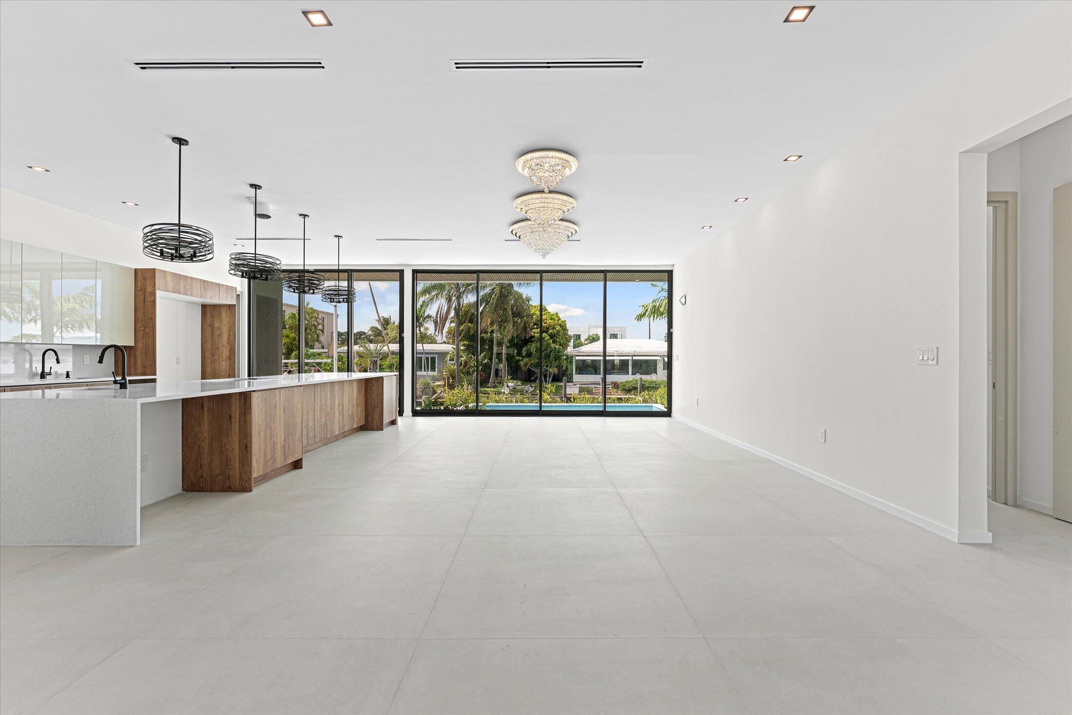 SOUTH NEW RIVER ISLES SEC - Residential