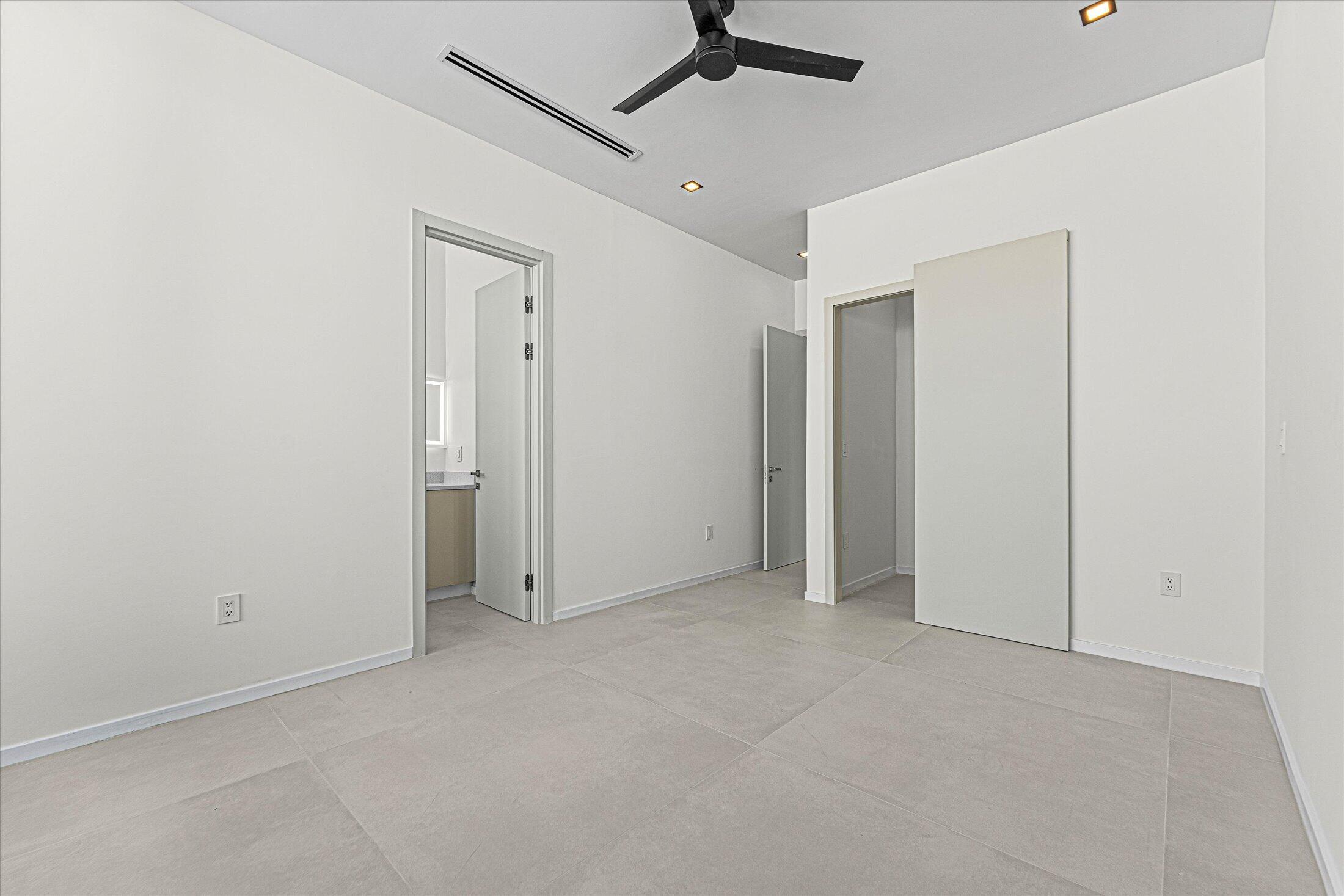 SOUTH NEW RIVER ISLES SEC - Residential
