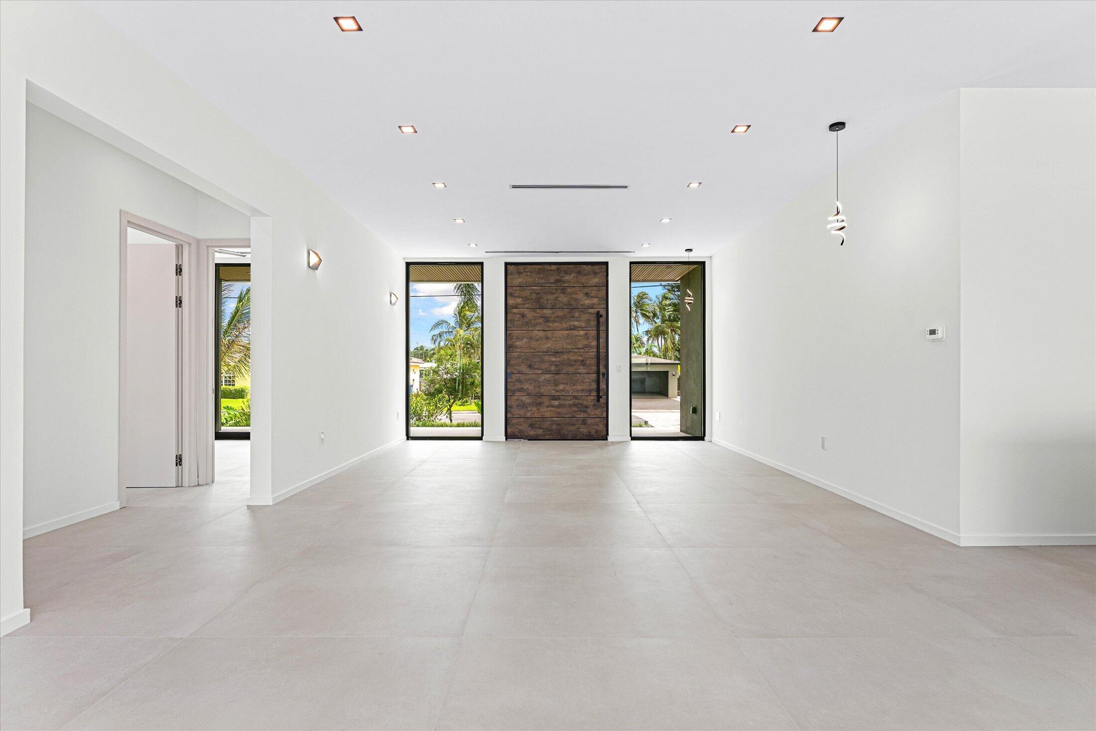 SOUTH NEW RIVER ISLES SEC - Residential