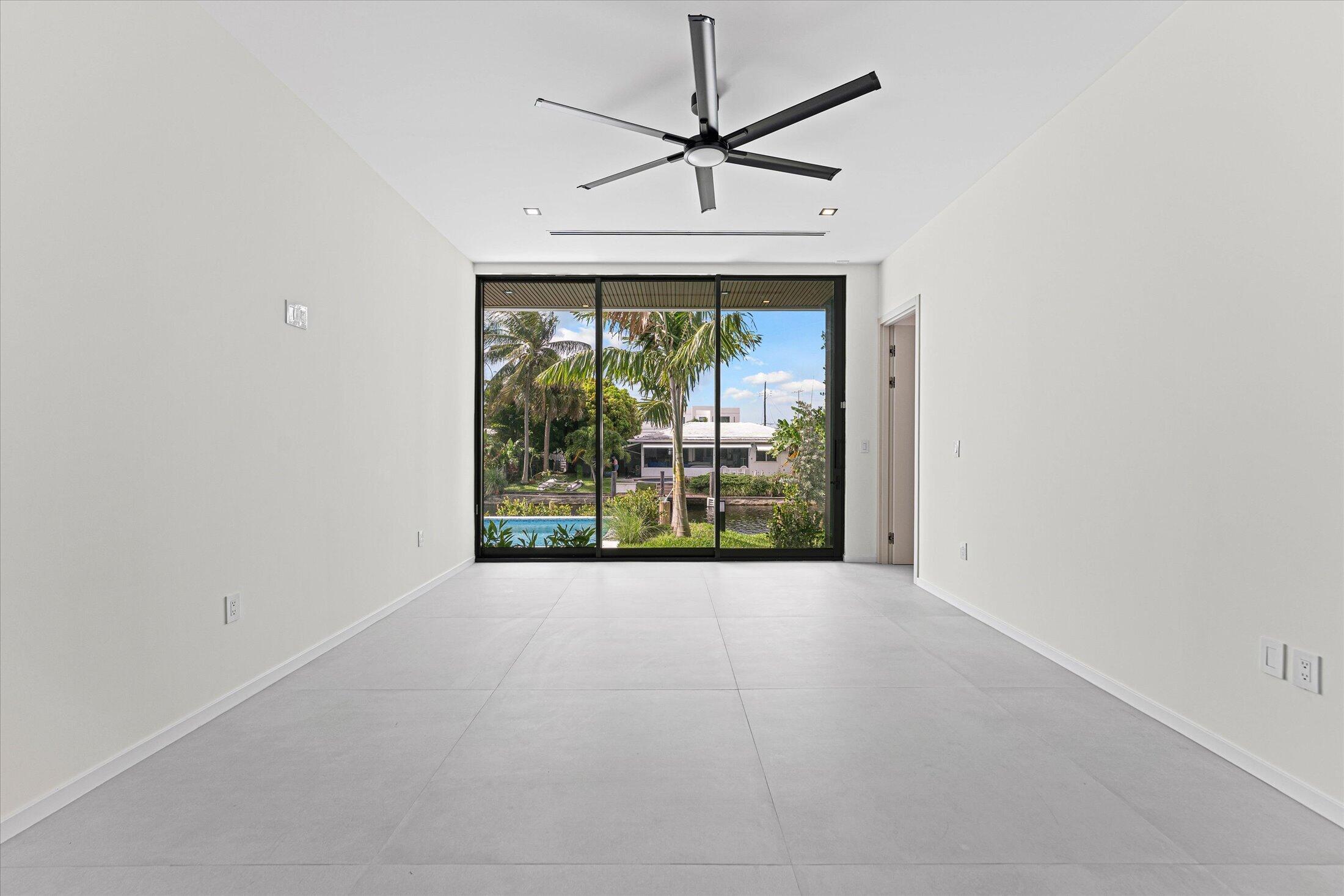 SOUTH NEW RIVER ISLES SEC - Residential