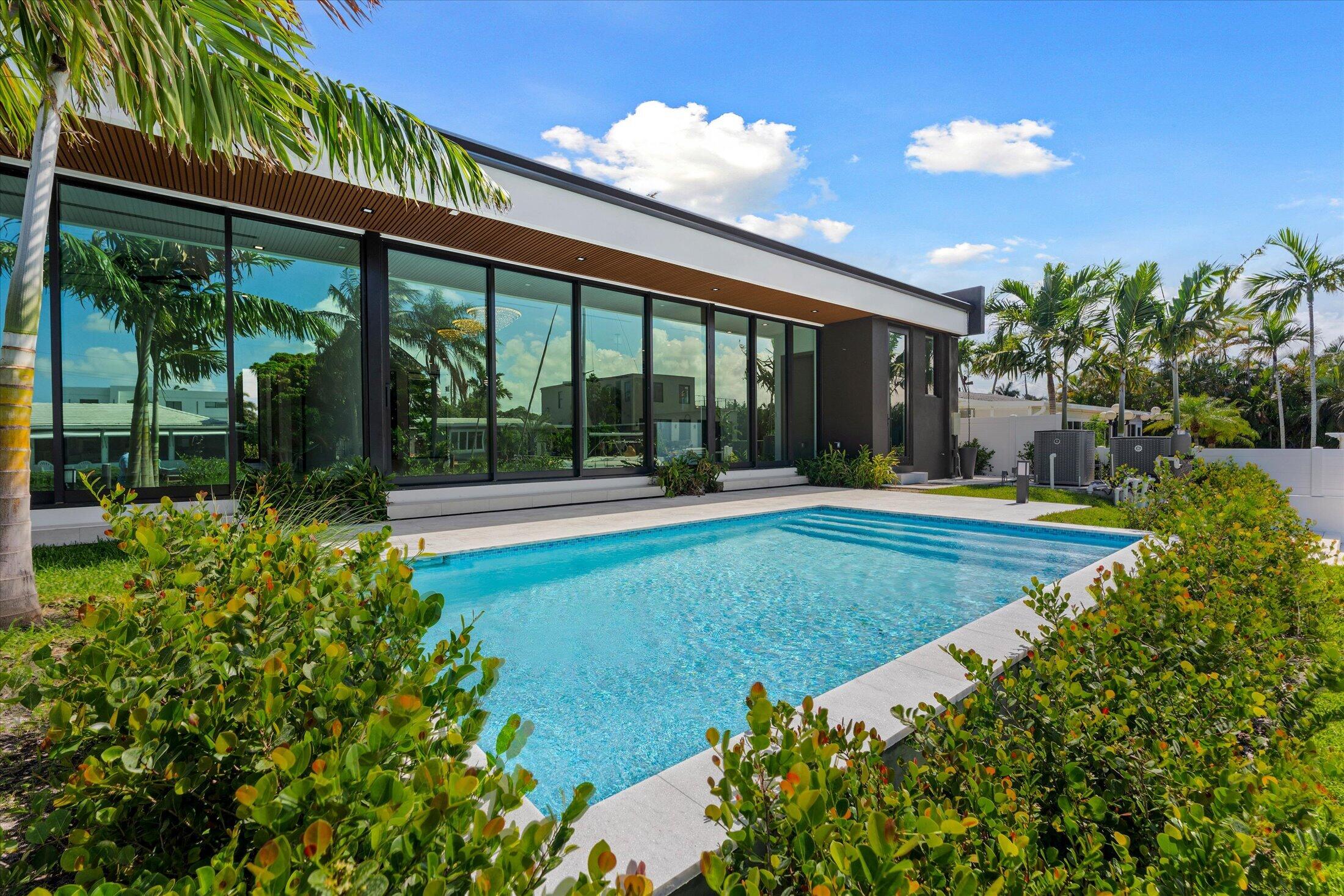SOUTH NEW RIVER ISLES SEC - Residential