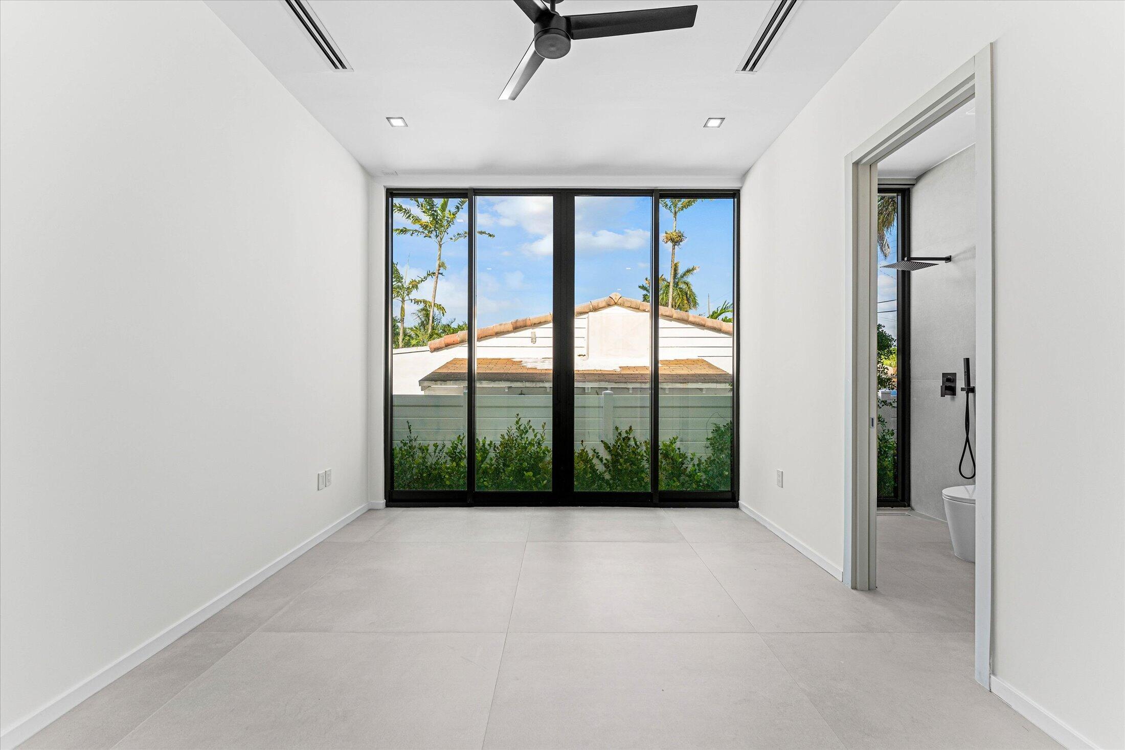 SOUTH NEW RIVER ISLES SEC - Residential