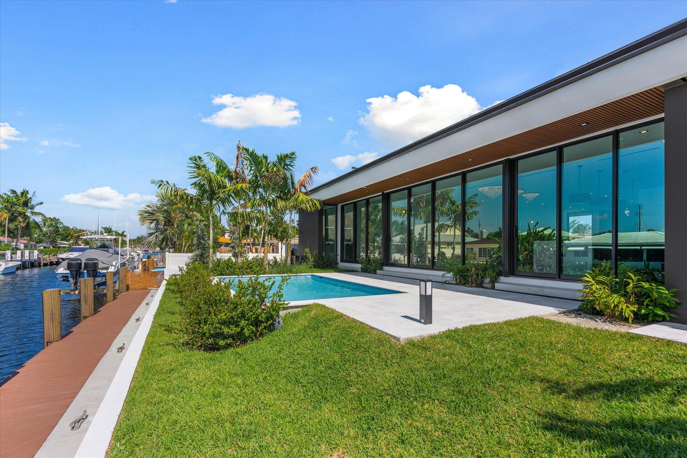 SOUTH NEW RIVER ISLES SEC - Residential