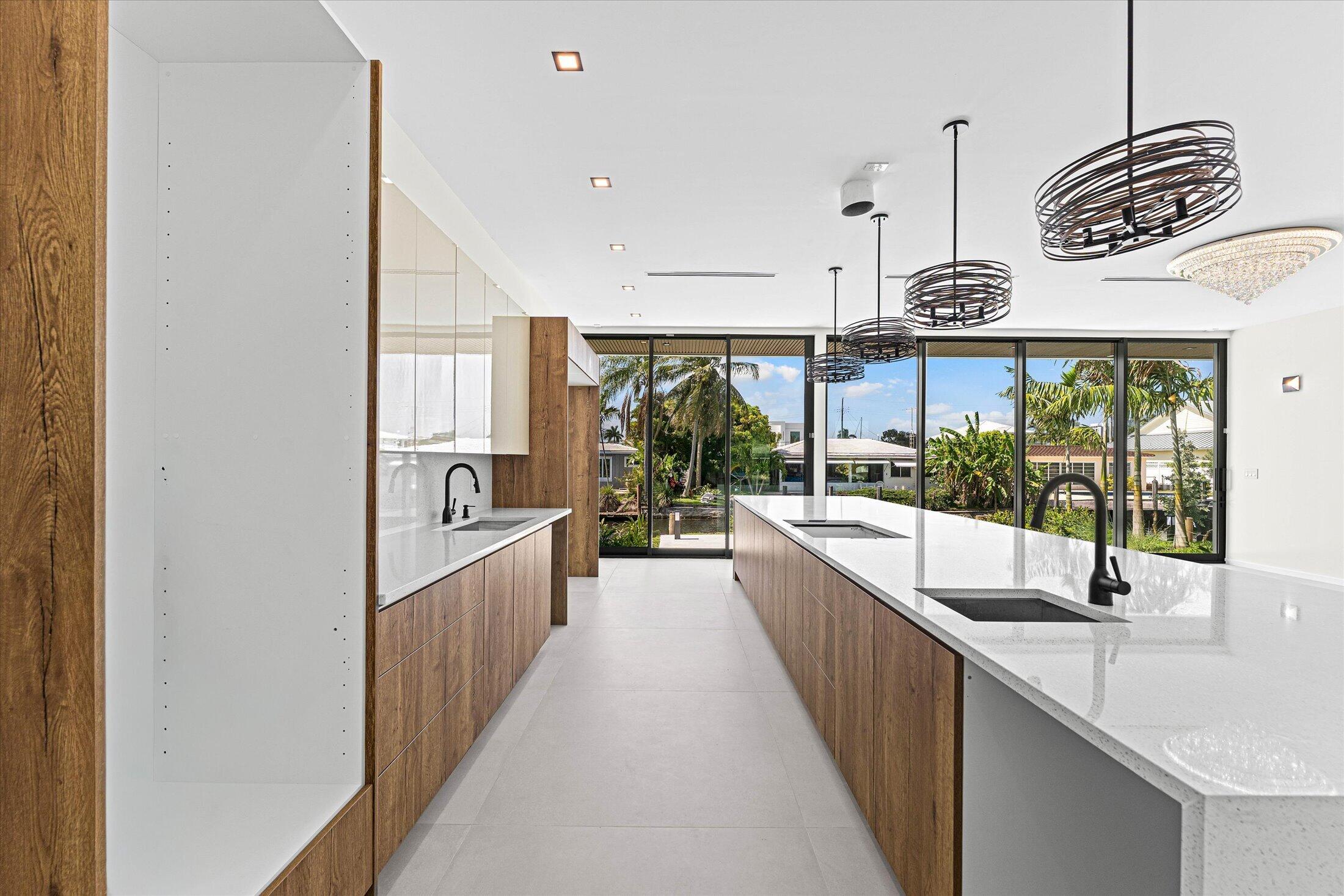 SOUTH NEW RIVER ISLES SEC - Residential