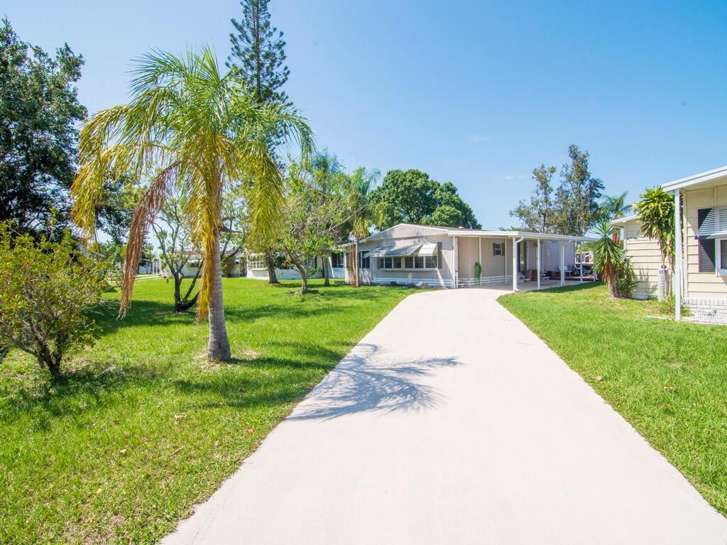 Spanish Lakes Golf Village - Residential