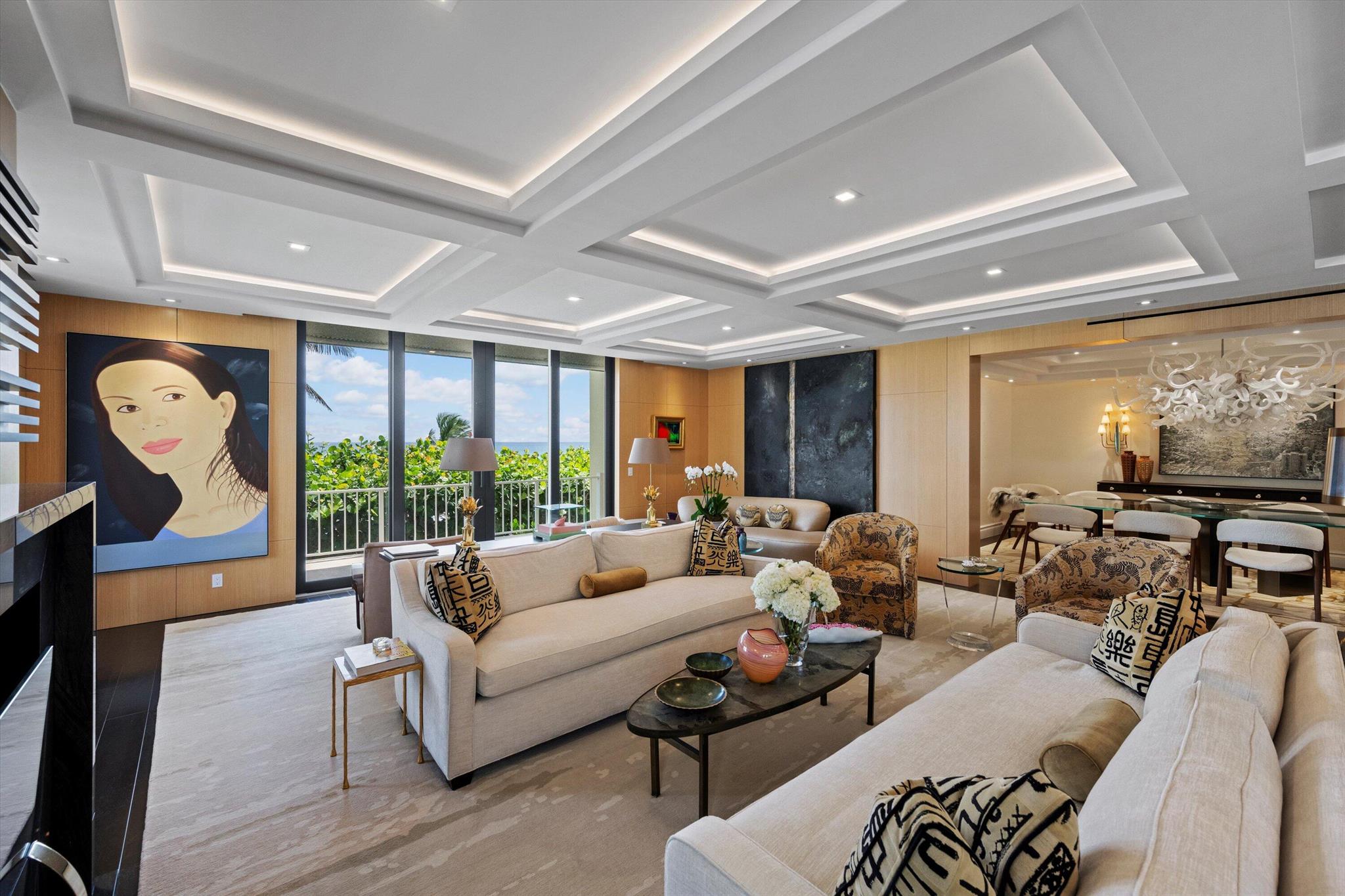 KIRKLAND HOUSE COND - Residential