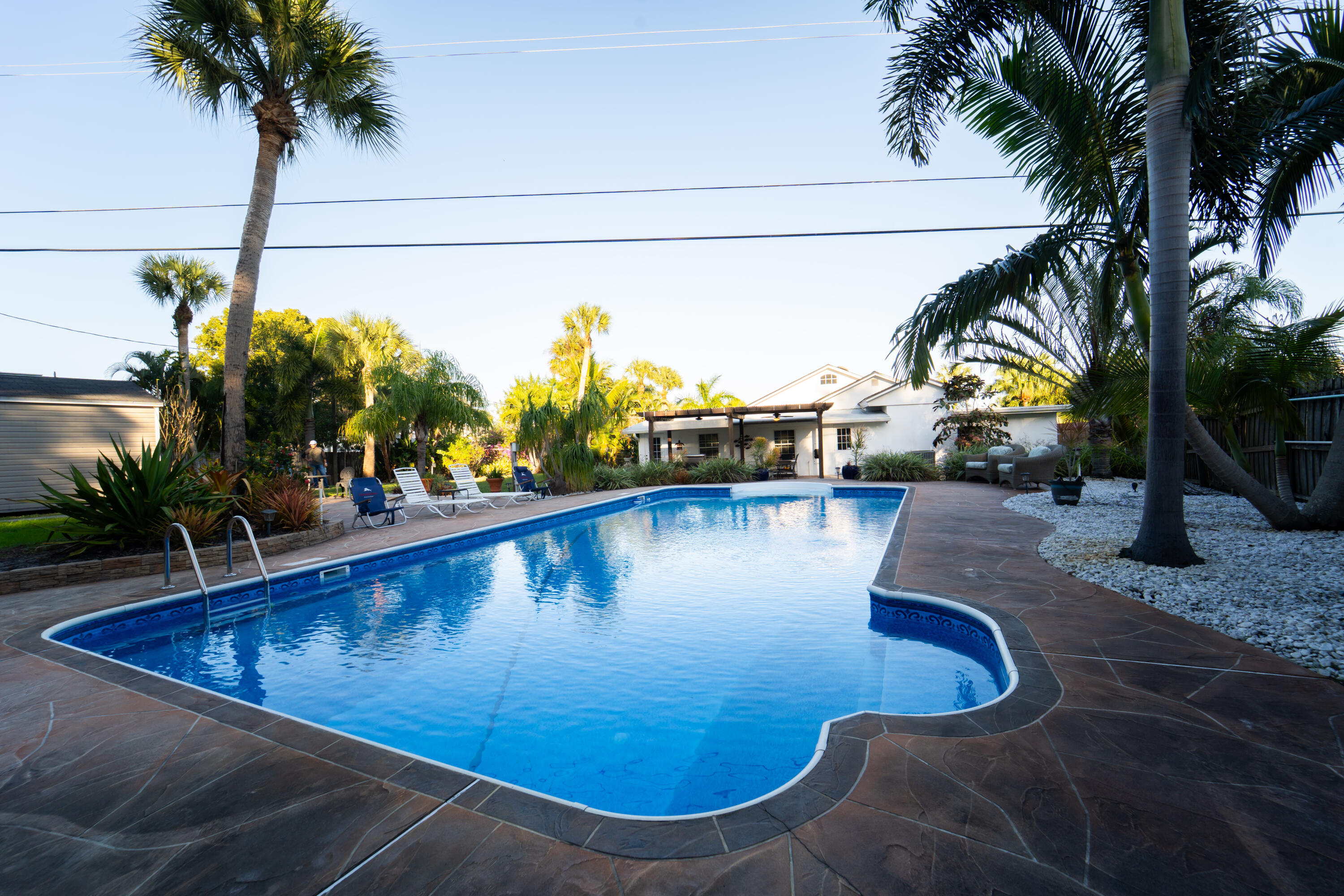 METES AND BOUNDS - Residential