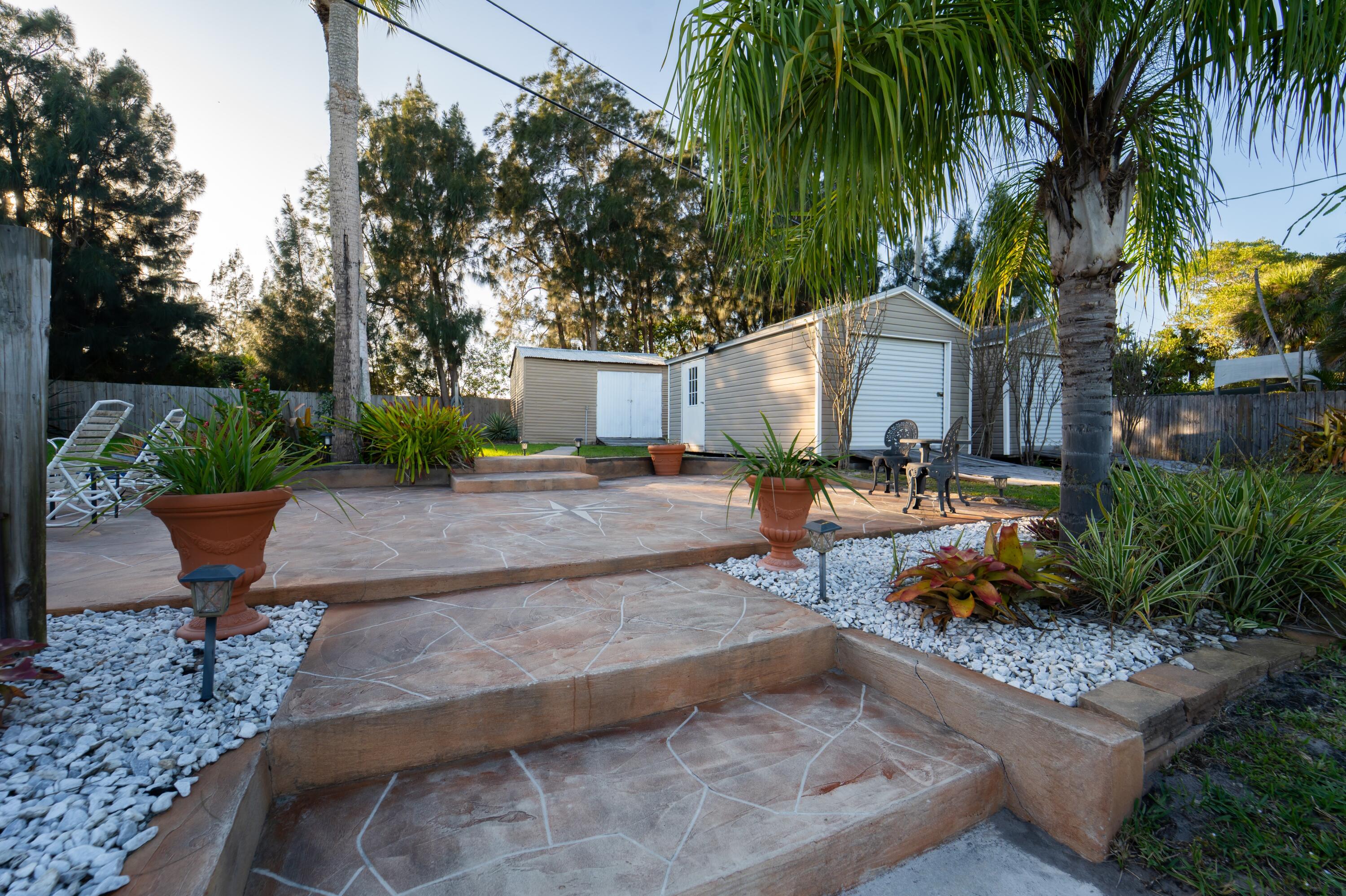 METES AND BOUNDS - Residential